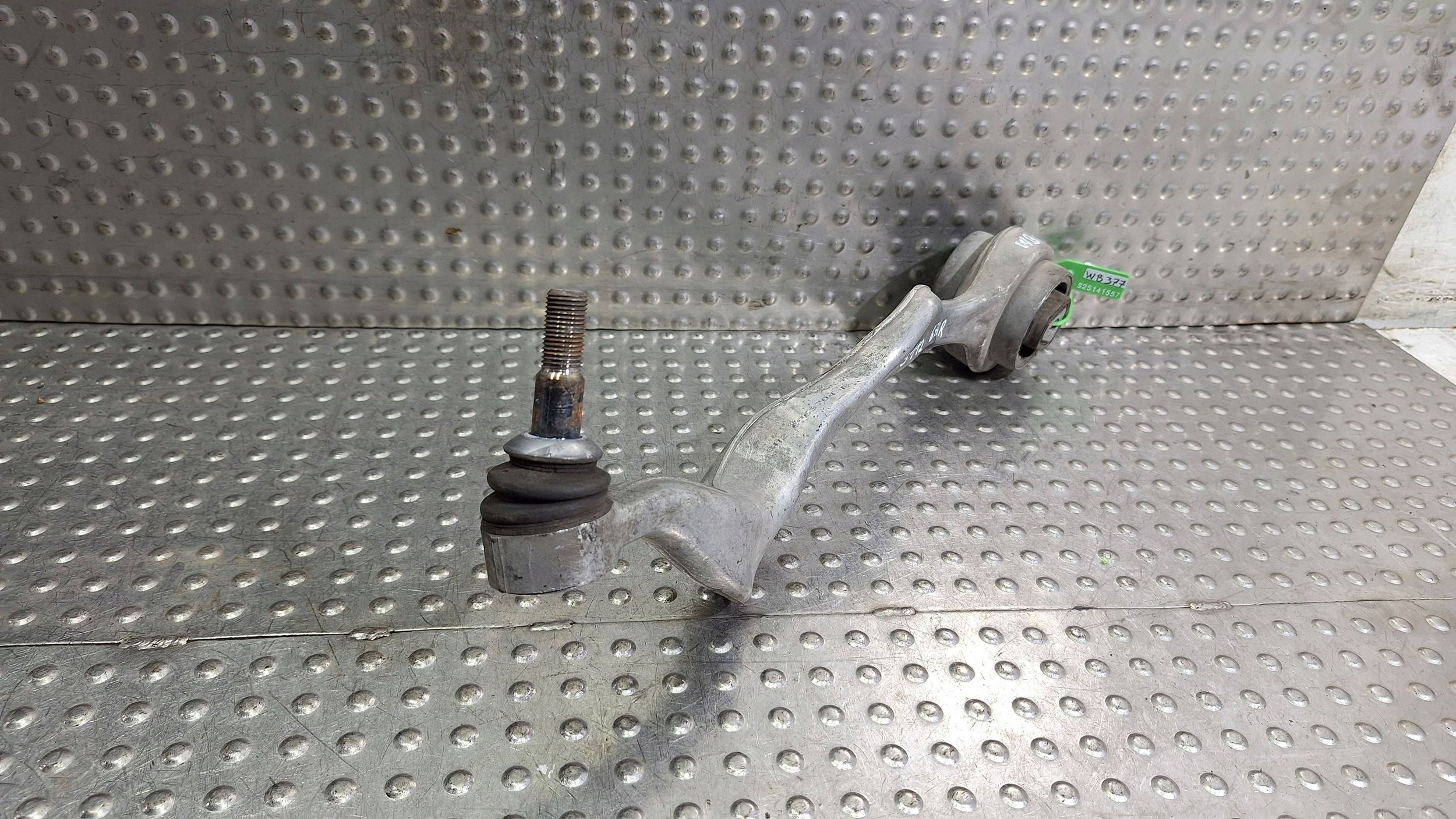 rameno pravý předek 6763704 BMW E81 E82 E87 E88 E89 E90 E91 E92 E93 X1 E84