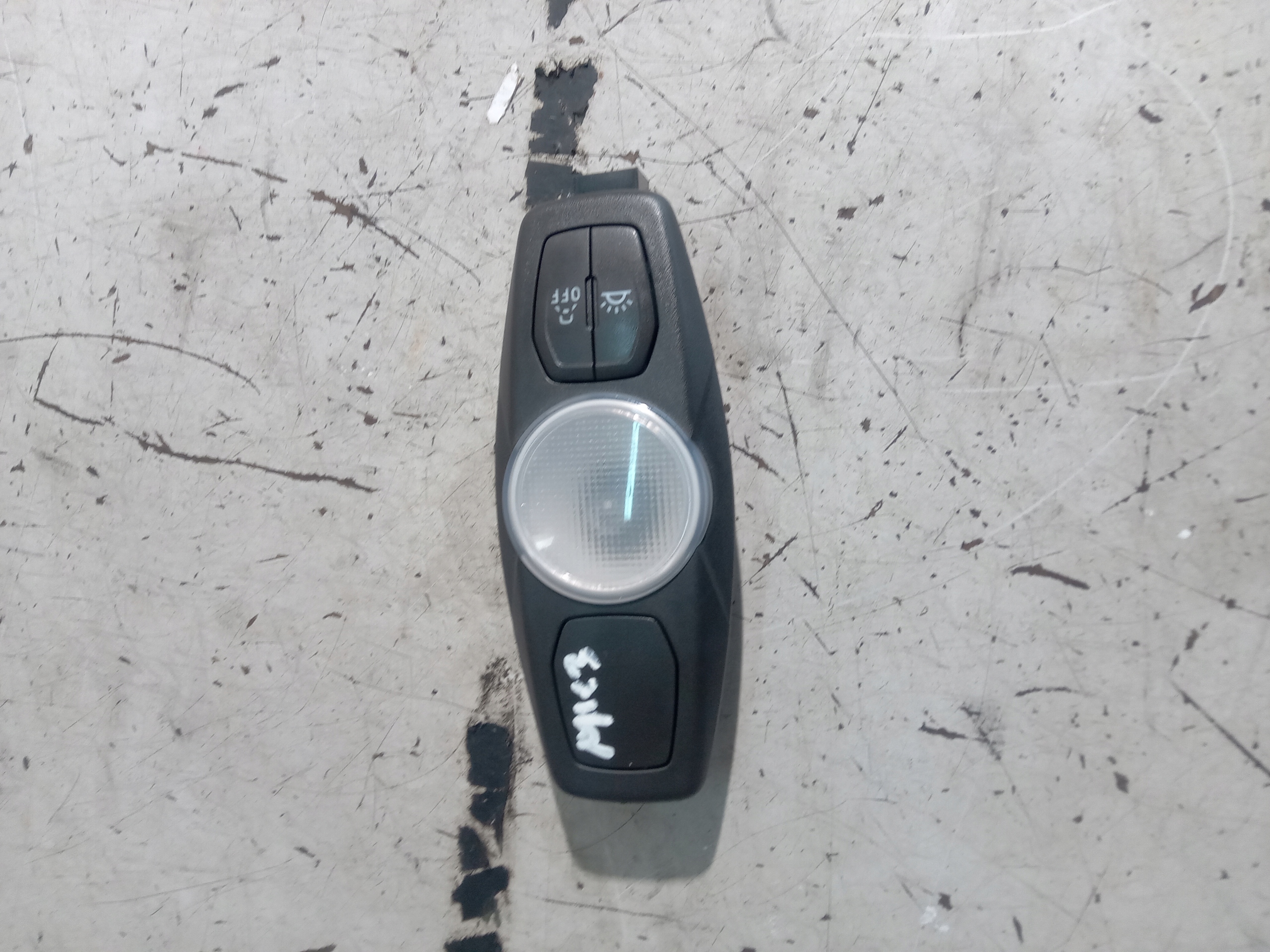 BM51-13776-EE - FORD FOCUS MK3 ST ЛАМПА ОСВЕЩЕНИЕ КАБИНЫ