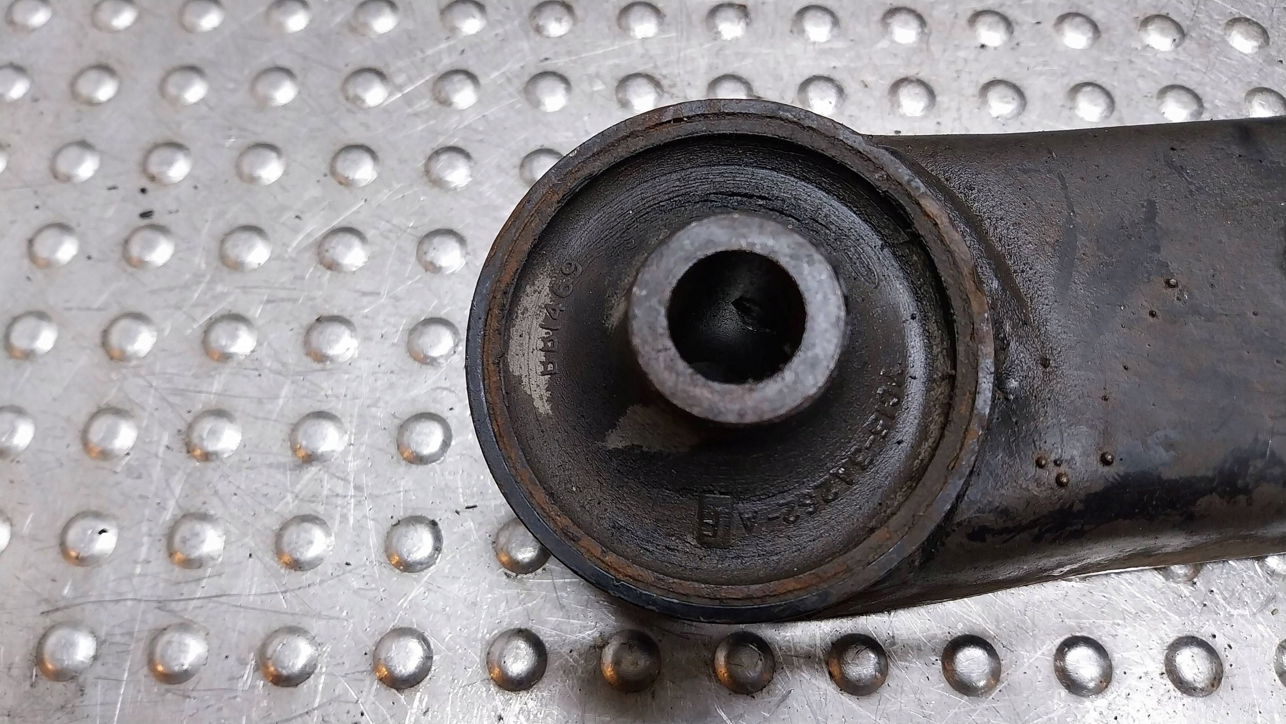 arm left front YC15-3A053-AM FORD TRANSIT MK7 VII 06-13