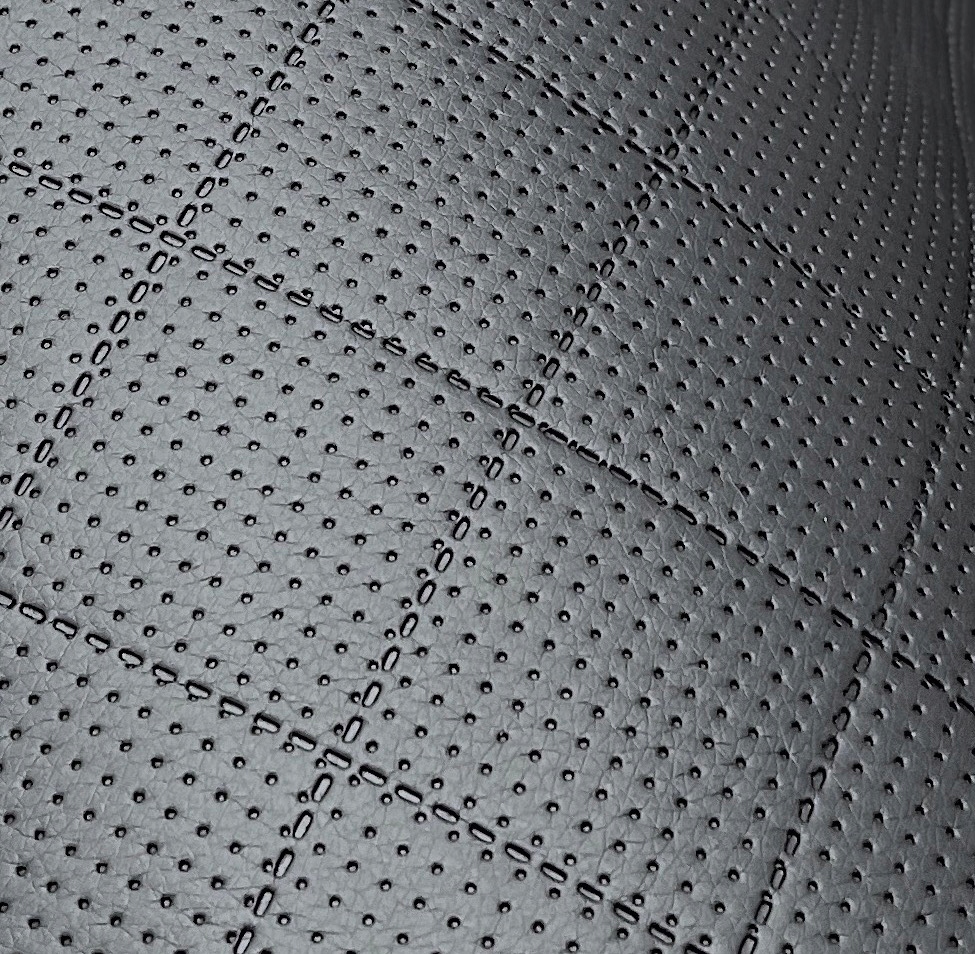 Antracyt GTS 5x5 Perforowana Ekoskóra SOFT Tapicerka samochodowa do aut