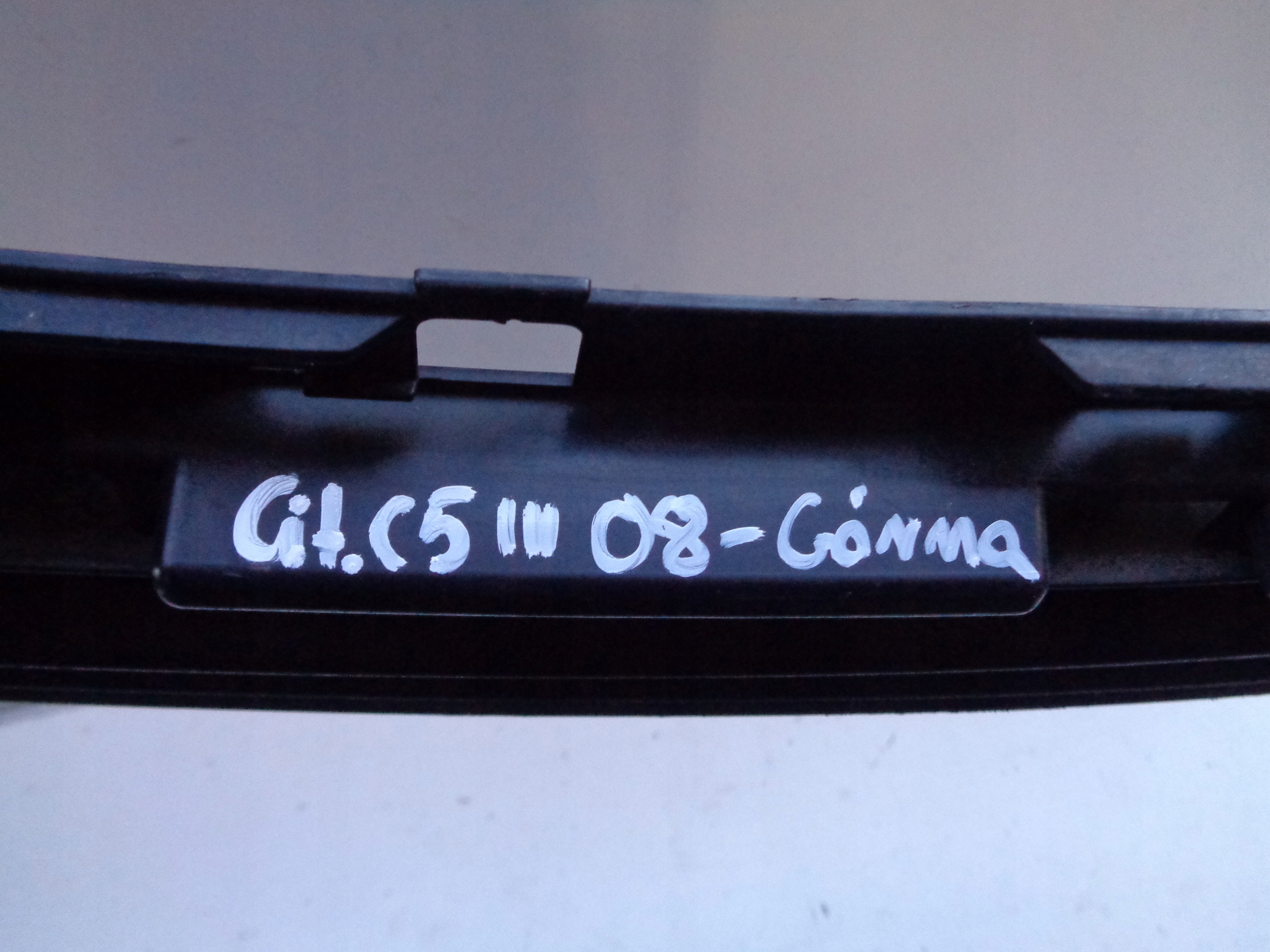 grid of a bumper upper CITROEN C5 III 08