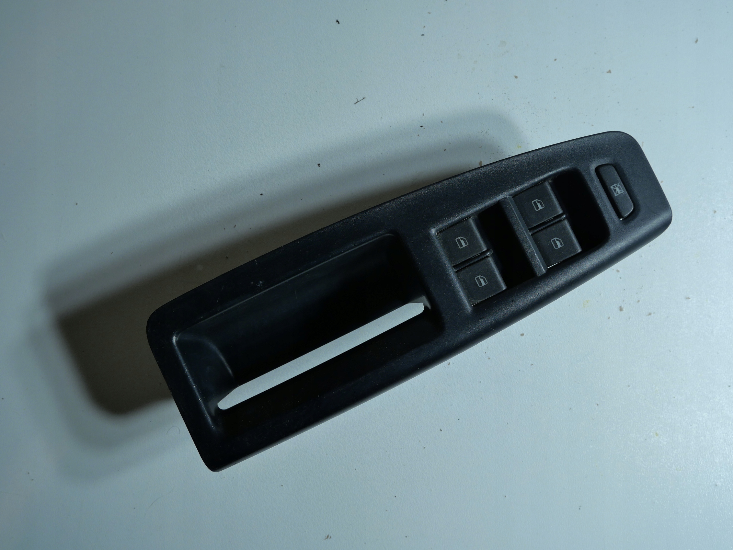 PANEL ablak VW POLO IV 9N 6Q1867171F