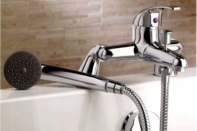 BATERIA WANNOWA PRYSZNICOWA ŚCIENNA KRAN WANNOWO PRYSZNICOWA ZESTAW CHROM EAN (GTIN) 6900021771719