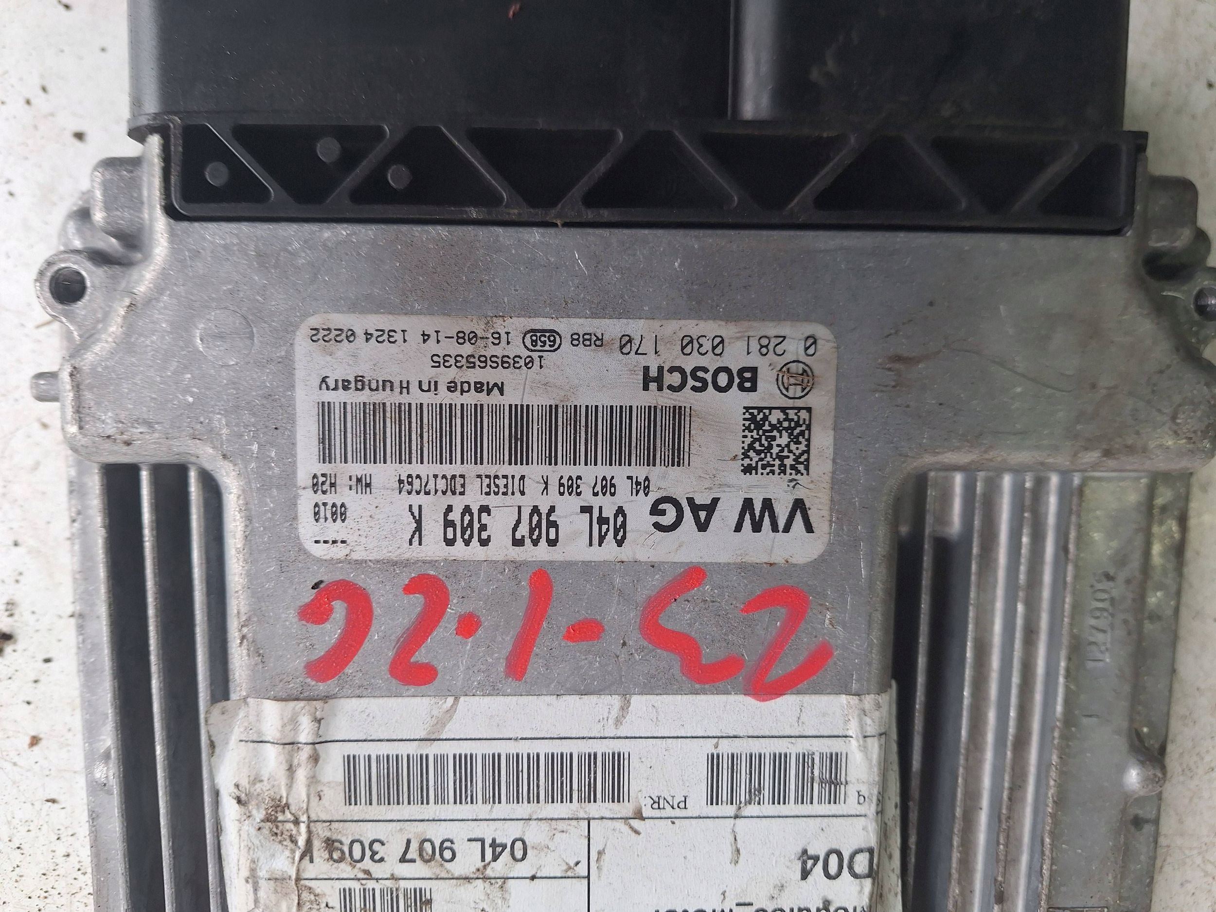 VOLKSWAGEN computer control unit of the engine 04L907309K BOSCH 0281030170
