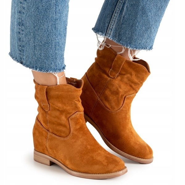 

BNC952 Camel Brązowe Botki A'la Kowbojki Koturn 40