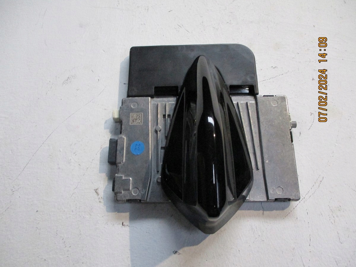 Antenne Module OPEL ASTRA L CITROEN DS4 II 9842188280