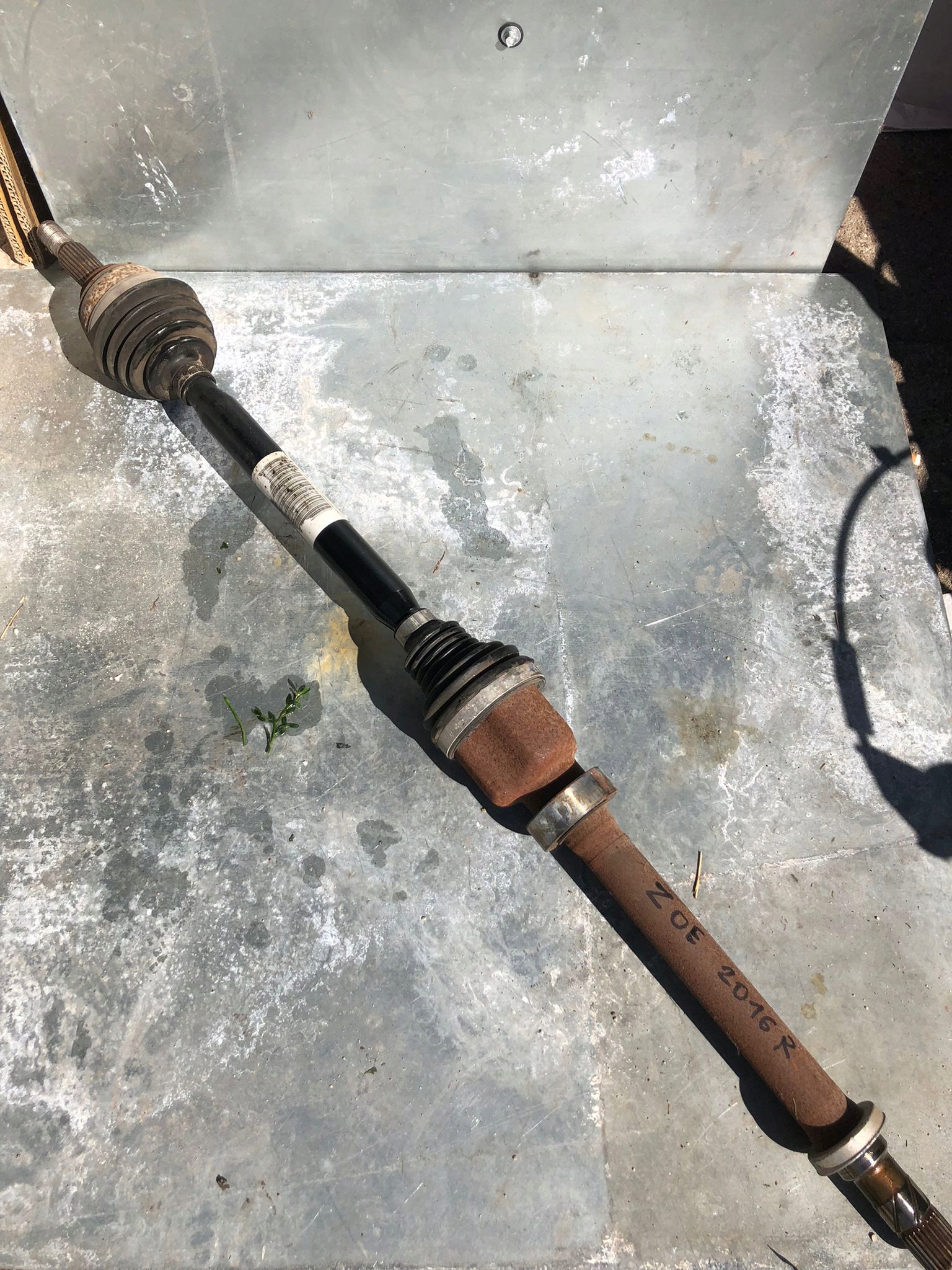 semi-axis right RENAULT ZOE 391008720R