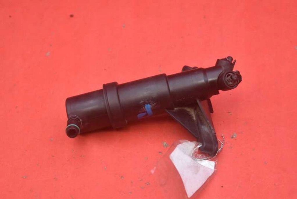 washer REFLEKTOROW right BMW E60 E61 03-07