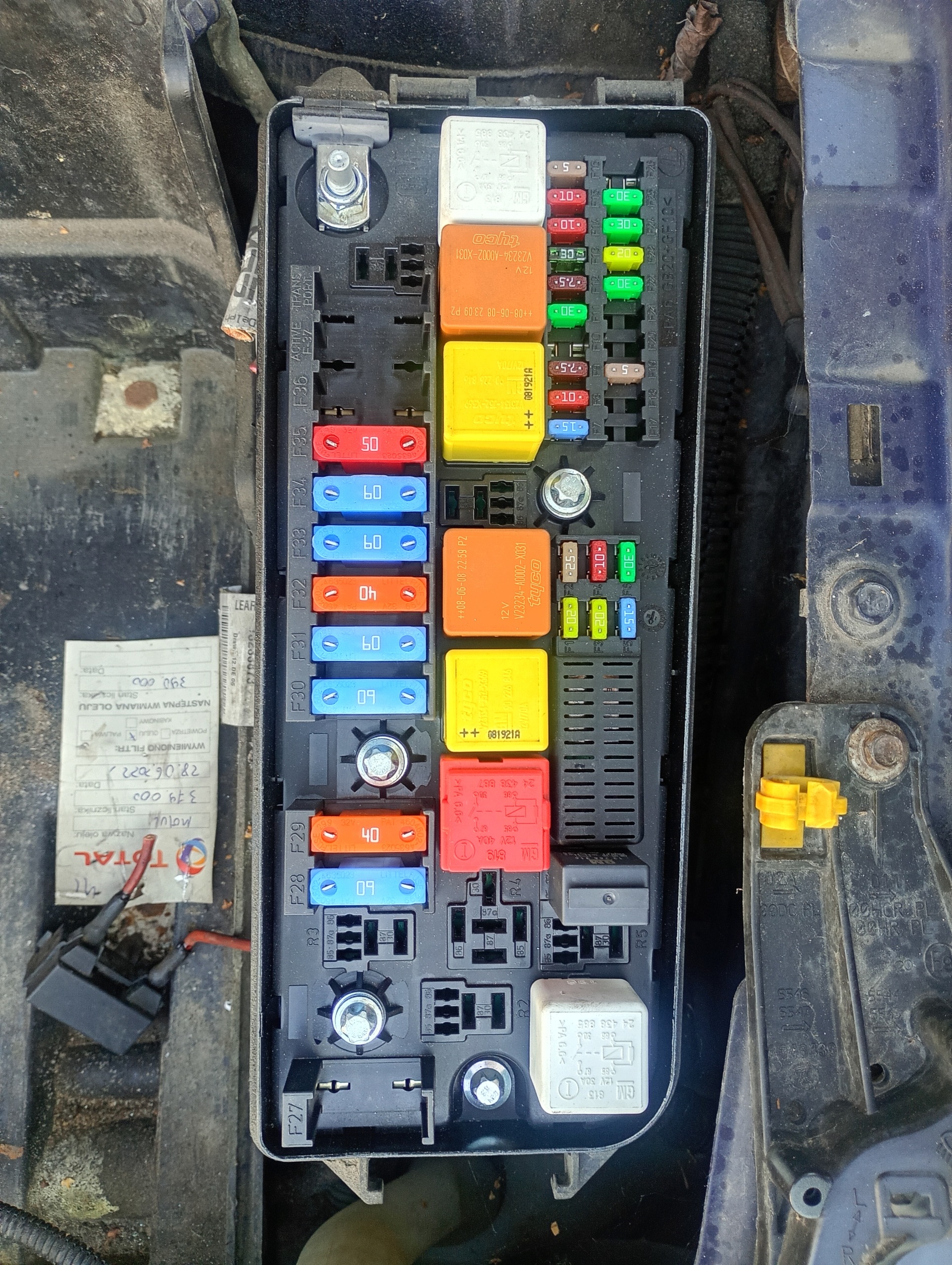 module fuse box Opel Vectra C FL 04-08 1.9 CDTI