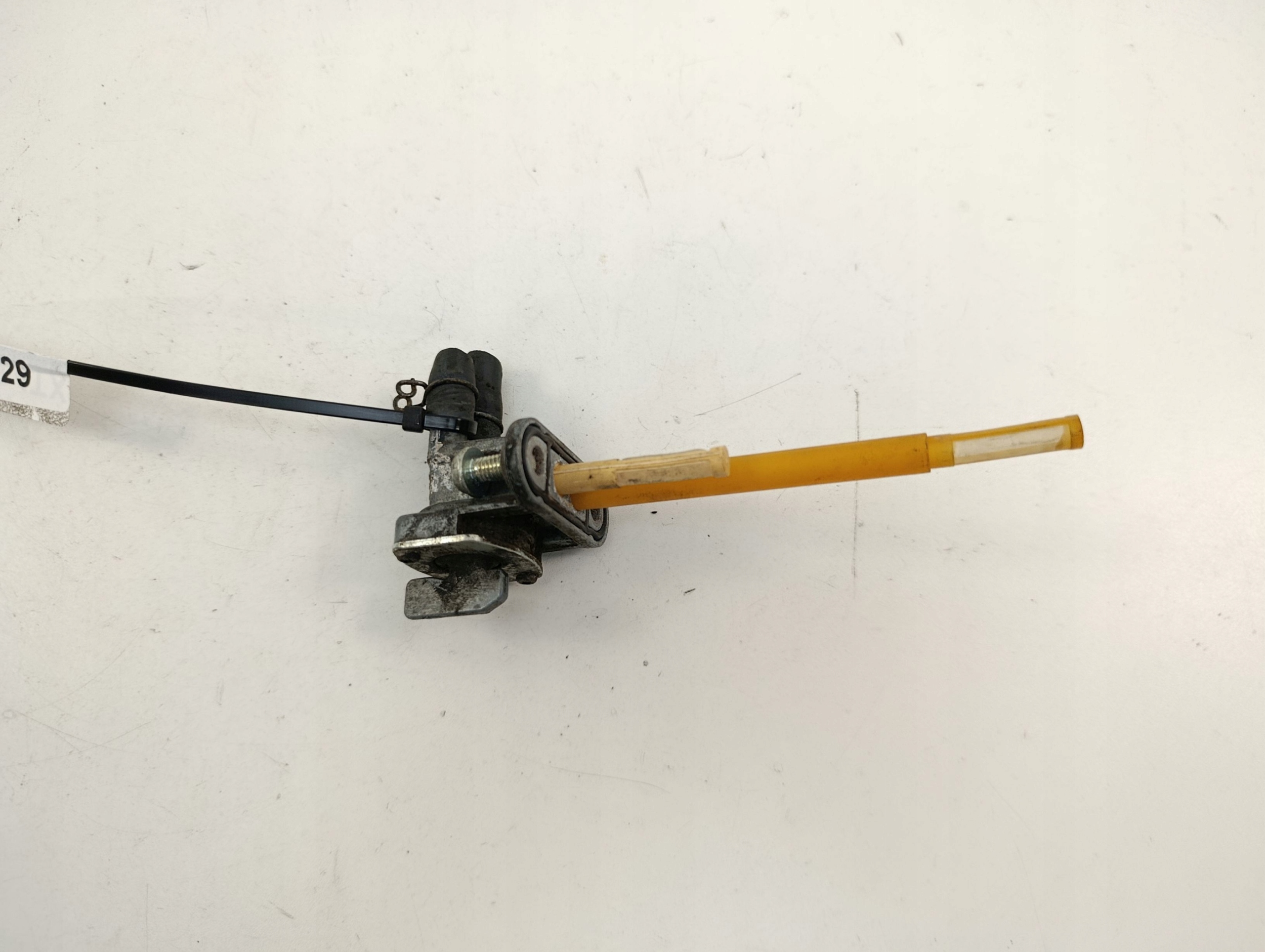 YAMAHA TDM 850 4TX KRANIK PALIWA