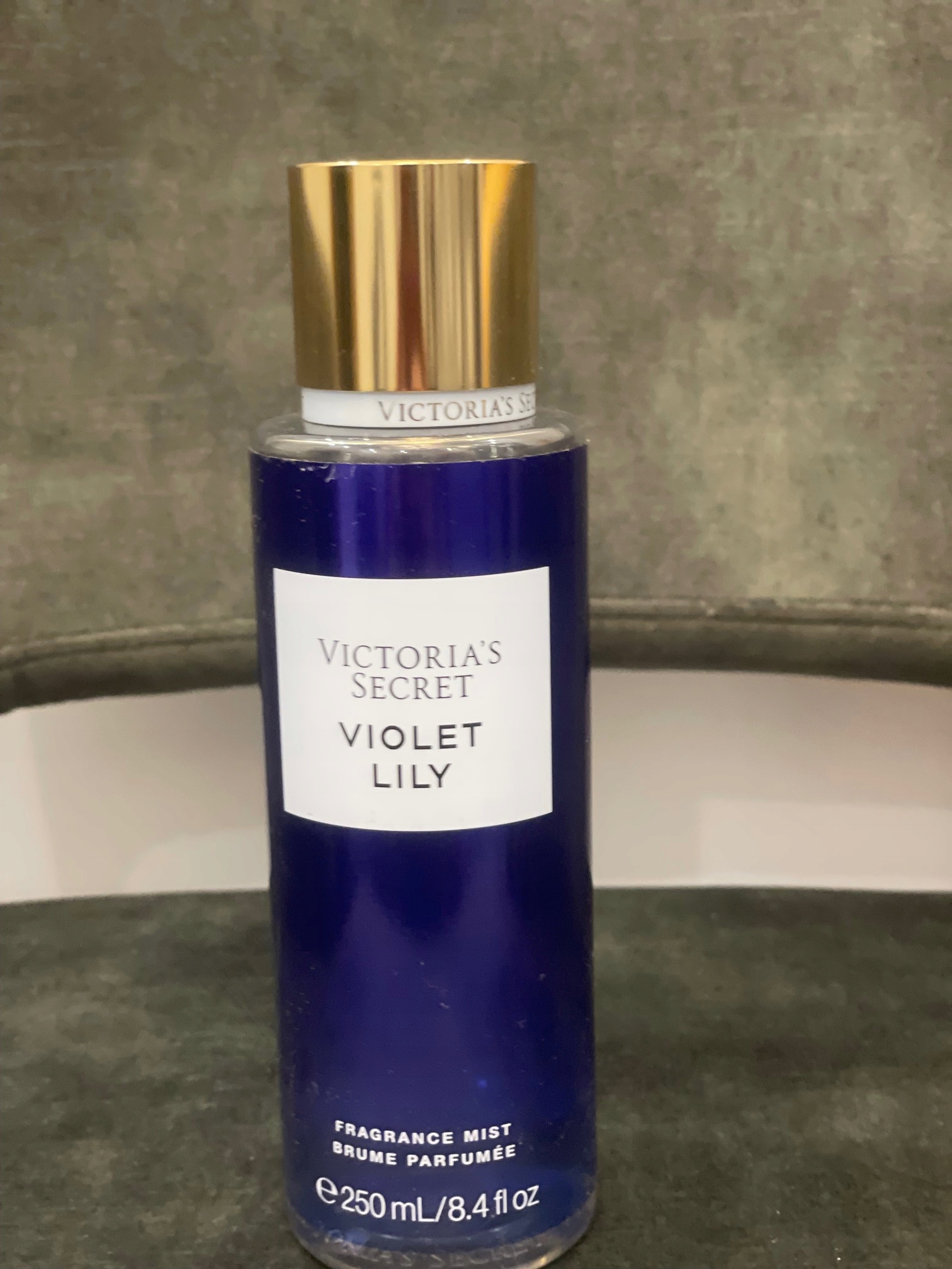 Velvet Violet Lily mgiełka