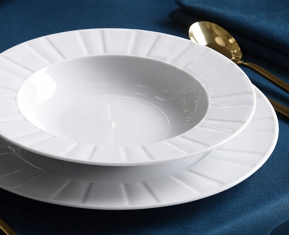 

Ćmielów Oktawa 0001 Biała Serwis Obiadowy 18 El