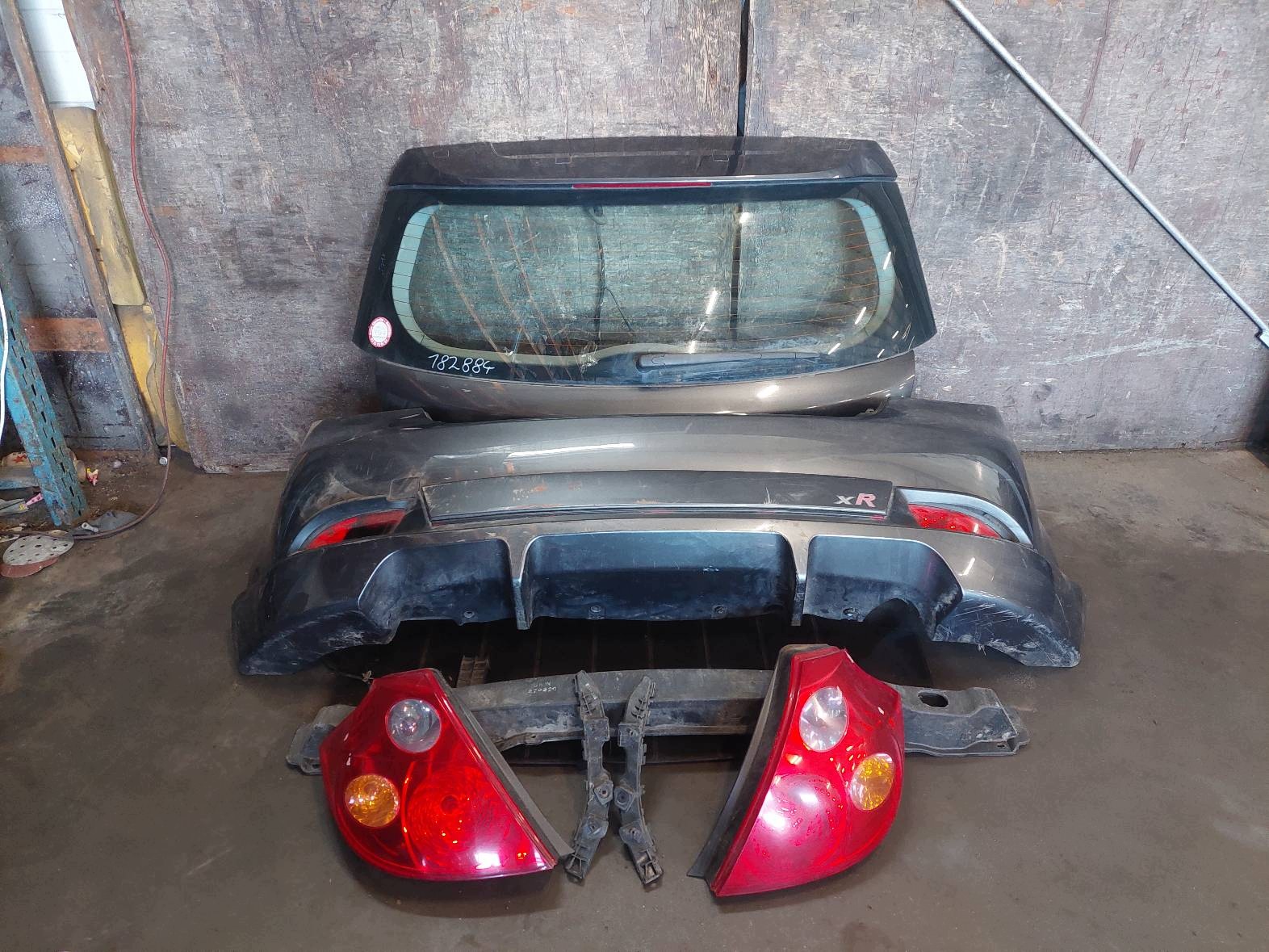 complete rear part KIA CEED and 5K trunk door boot bumper rear part lights rear part