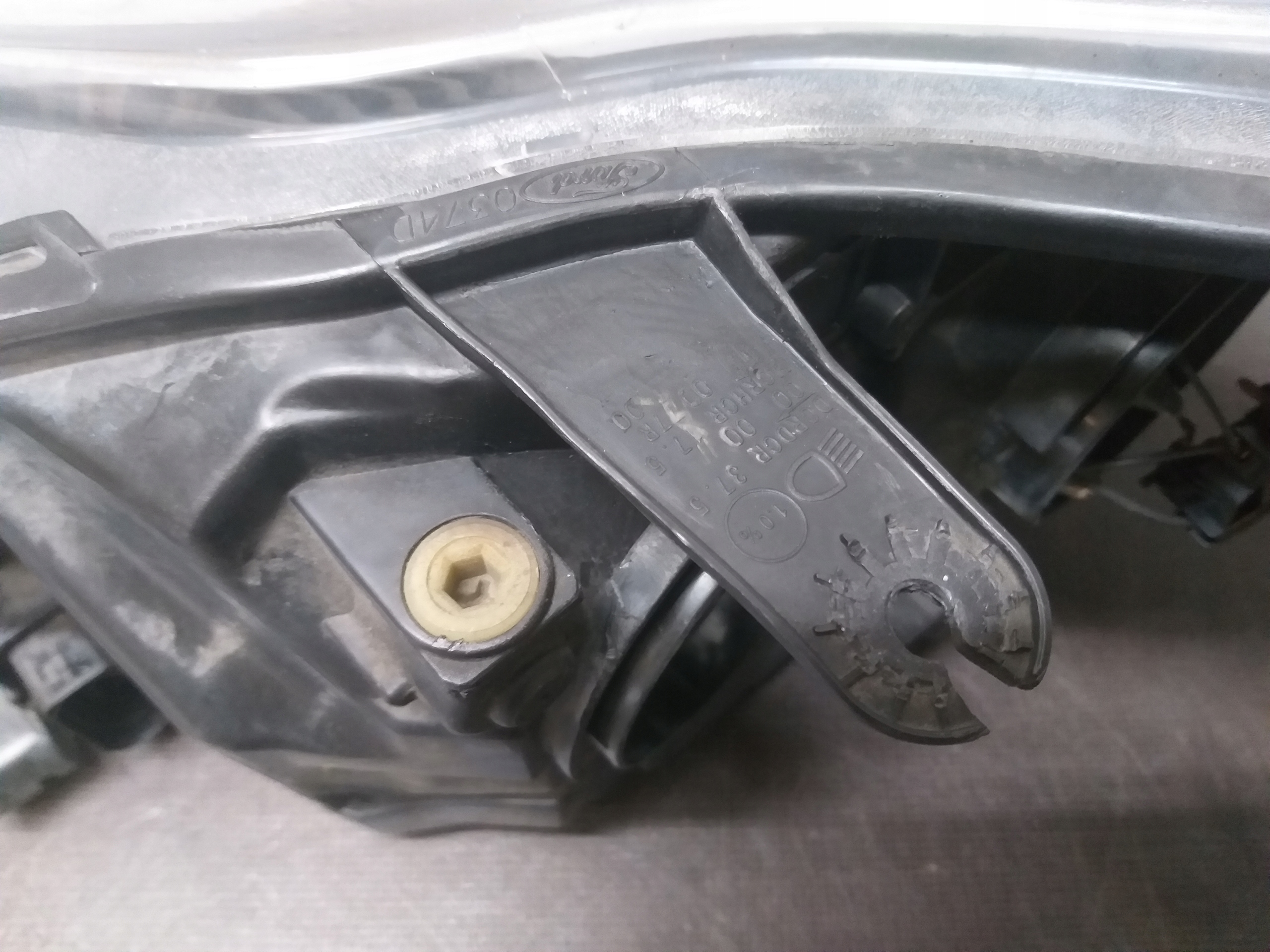 LIGHT FRONT RIGHT FORD FOCUS MK2 XENON LIFT 08- 8M51-13D154-CE