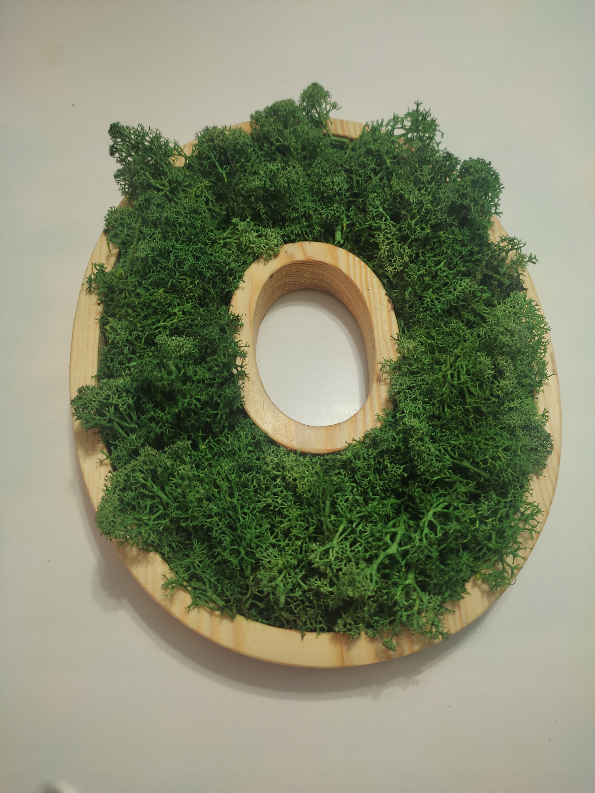 litery z mchem chrobotek dowolny tekst Kod producenta 1