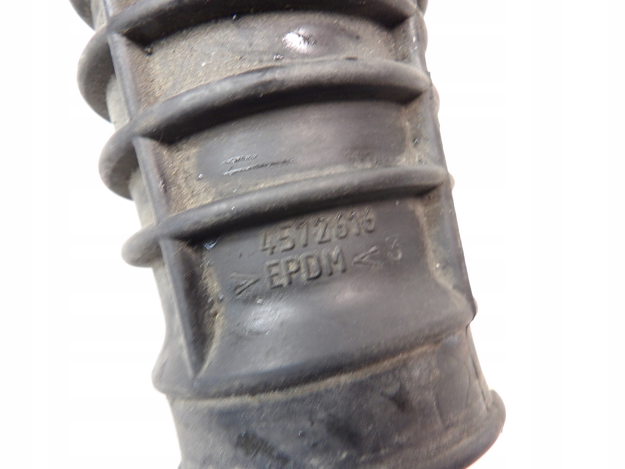 SAAB 9-5 3.0T pipe air hose