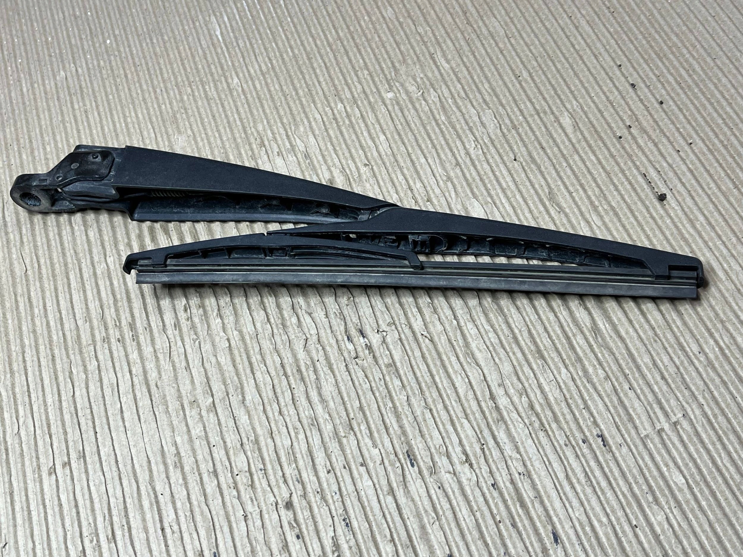 wiper arm windows Peugeot 5008 1619237280
