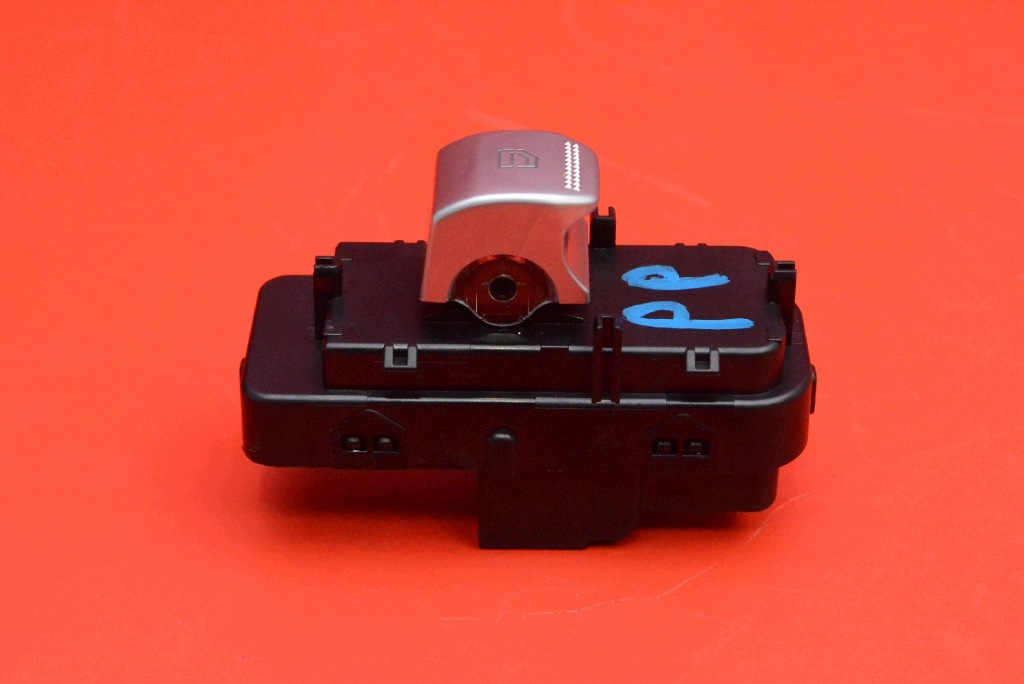 switch lifting windows right front A00088185 BAIC BEIJINNG X7 LIFT 23