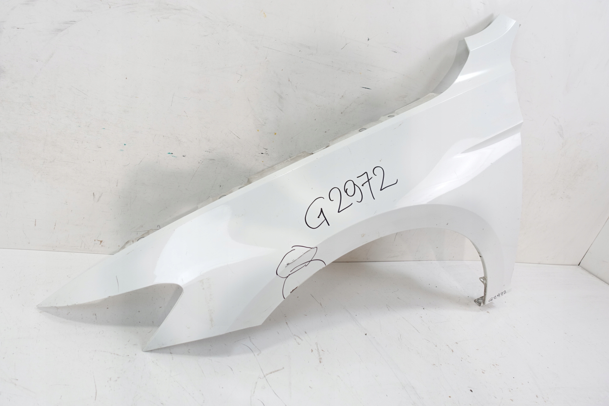 VW PASSAT B8 2014- BŁOTNIK PRZEDNI LEWY PRZÓD Numer katalogowy części VW PASSAT B8 2014- BŁOTNIK PRZEDNI LEWY PRZÓD