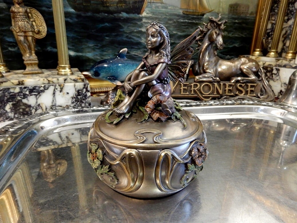 SZKATUŁKA Z ANIOŁKIEM NA KWIATACH ELFKA GRAWER v Kod producenta a70671