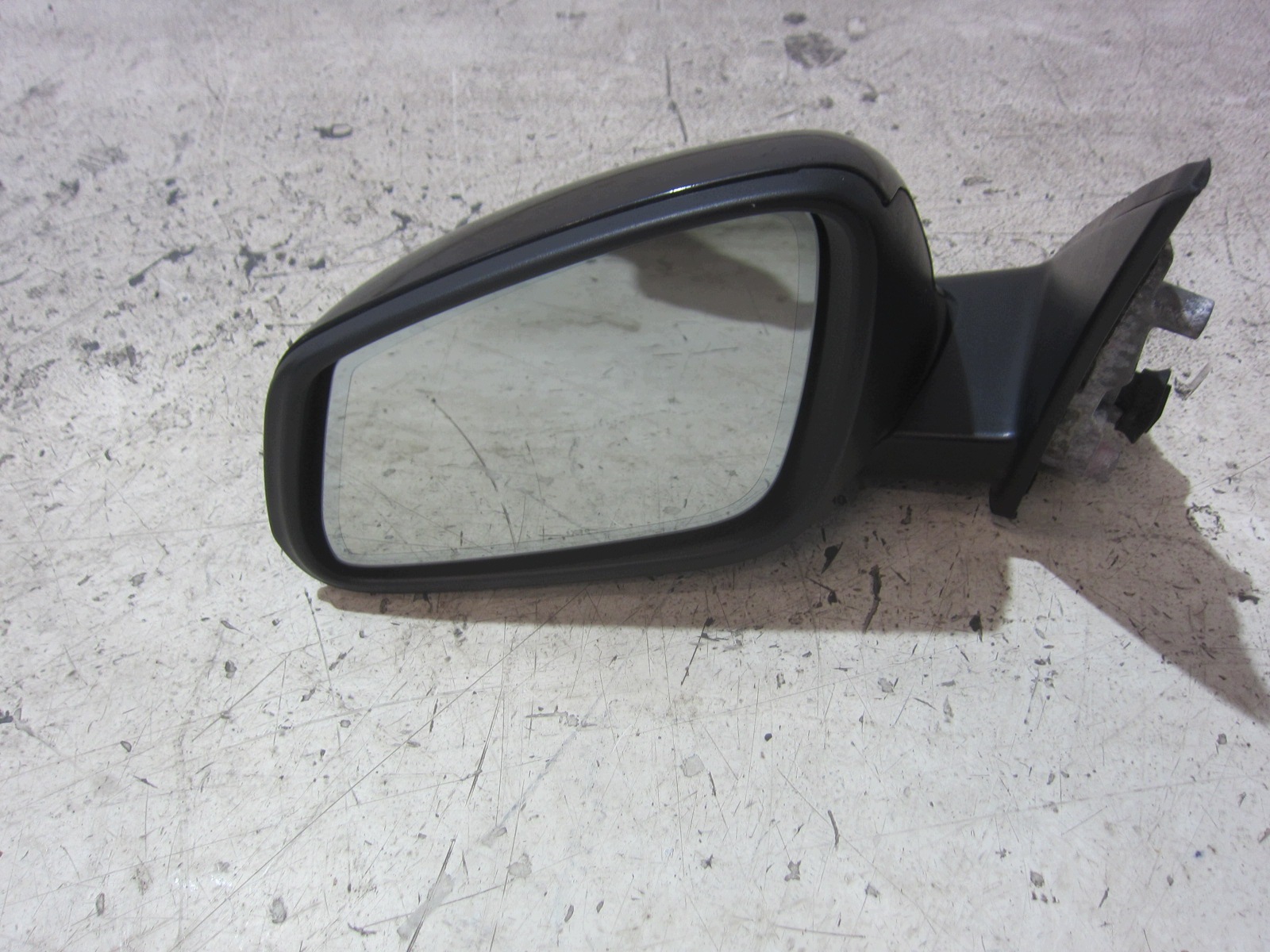 BMW X1 F48 black, BLACK SAPPHIRE 475 mirror left insert complete 7459787