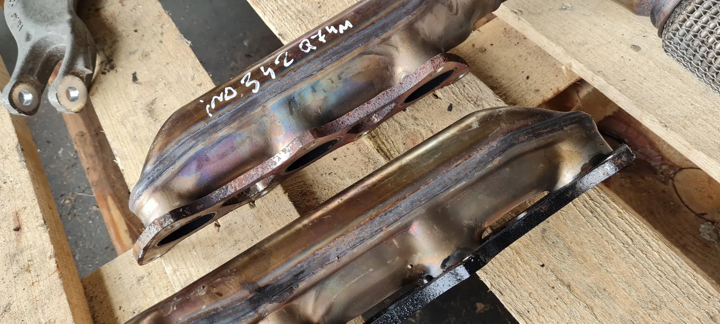 Q7 4M II exhaust manifold left right 3.0 TDI 2X