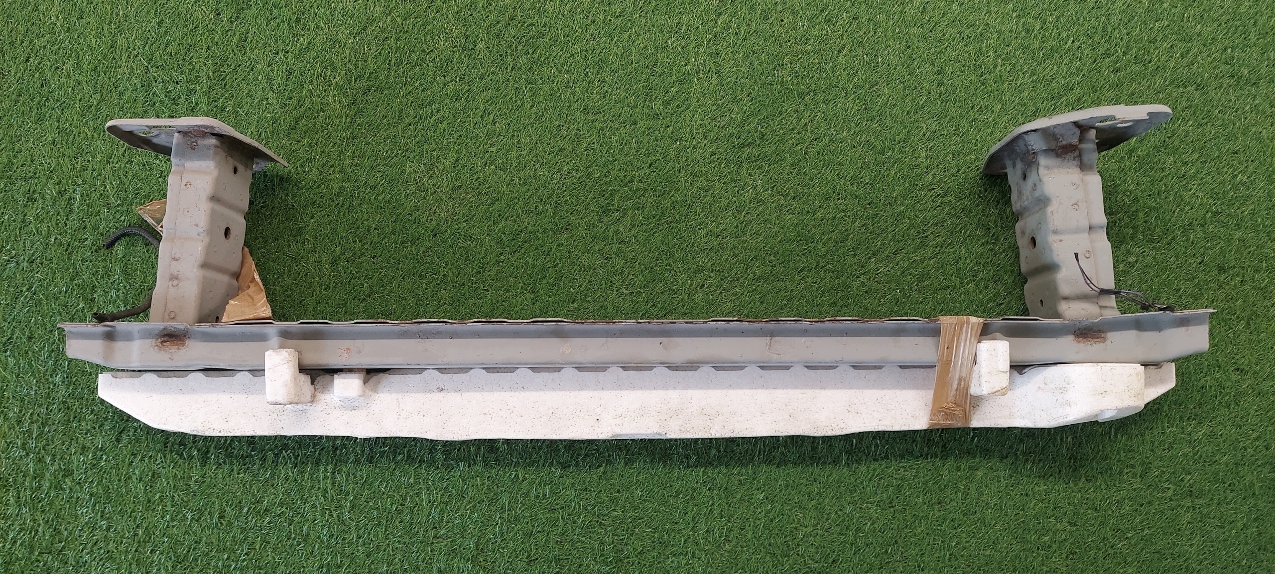 bumper support front +ABSORBER +STREFY NISSAN NV200