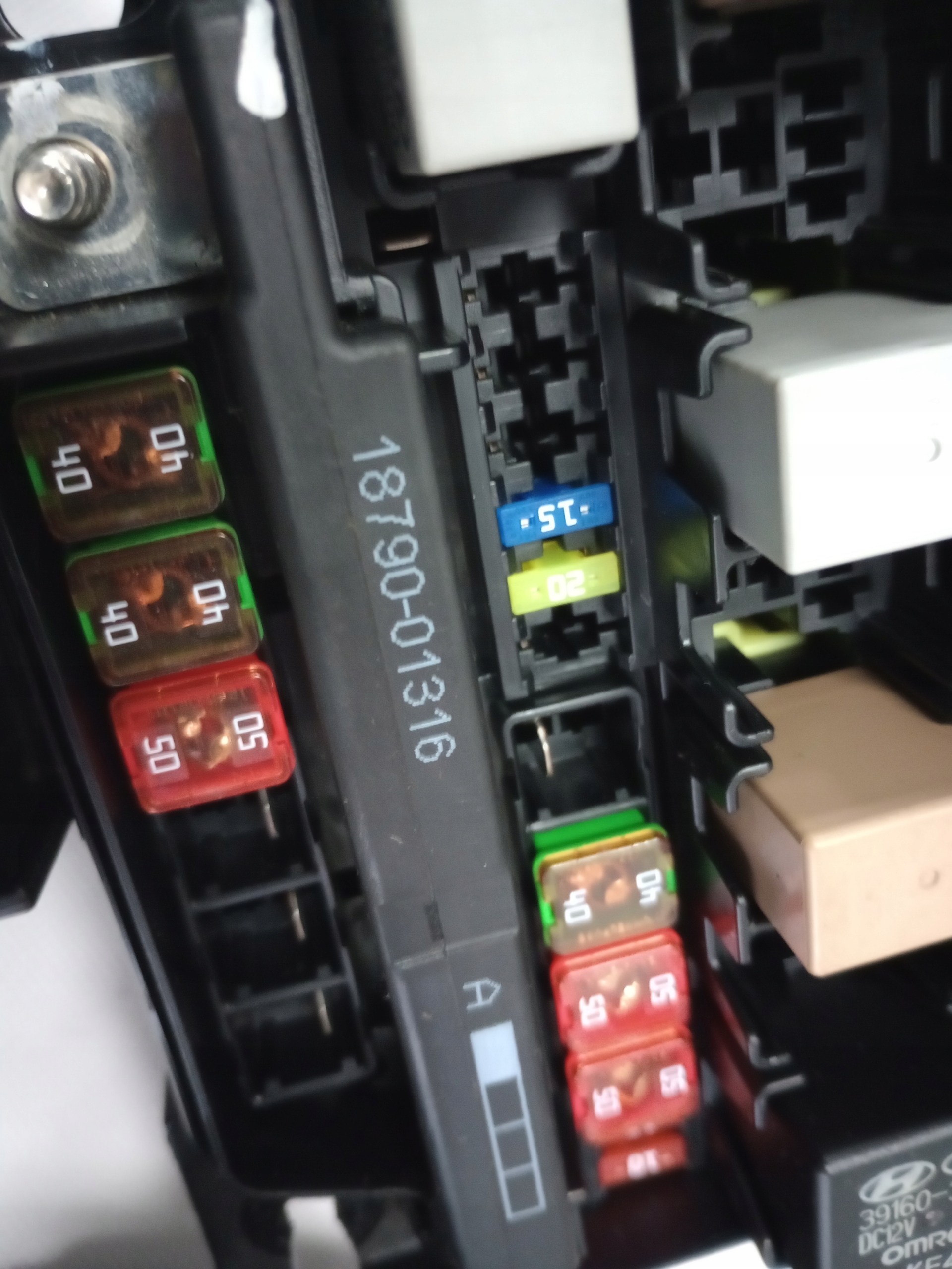 kia CEED II 1.0T 2015 коробка блок предохранителей 91332-A2510 европа