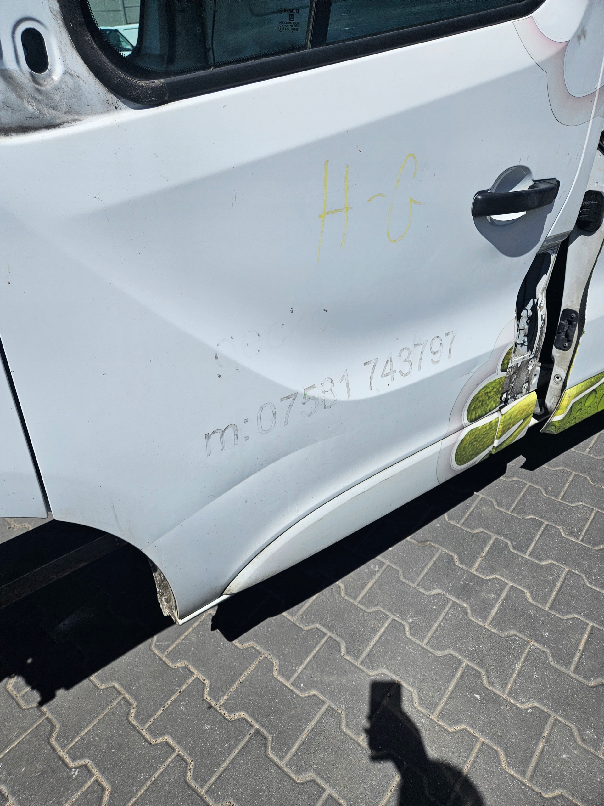 VIVARO TRAFIC III dvere ľavý predok DV369