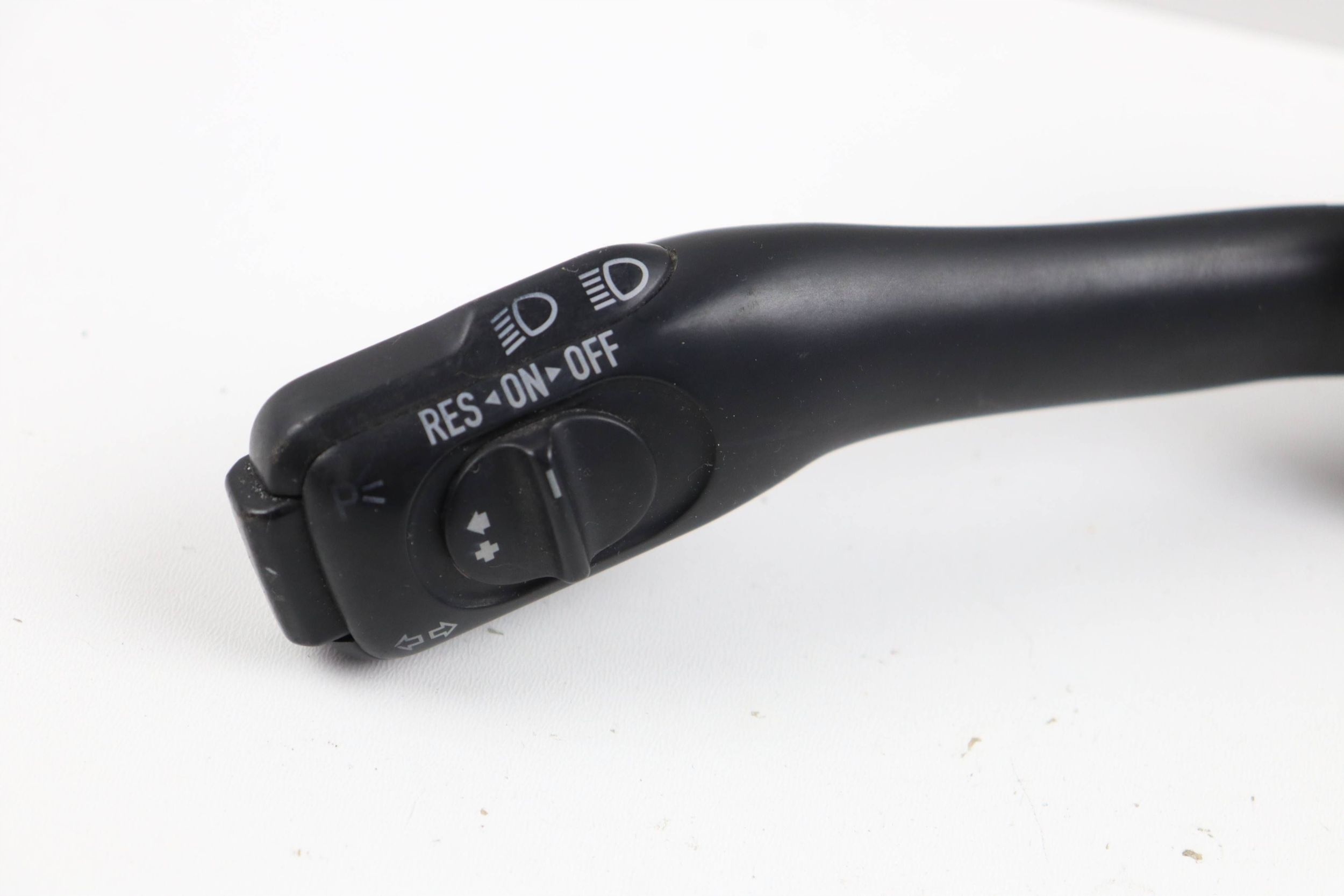 VW PASSAT B5 GOLF IV BORA Bouton Indicateurs de direction MANETKA 8L0953513J