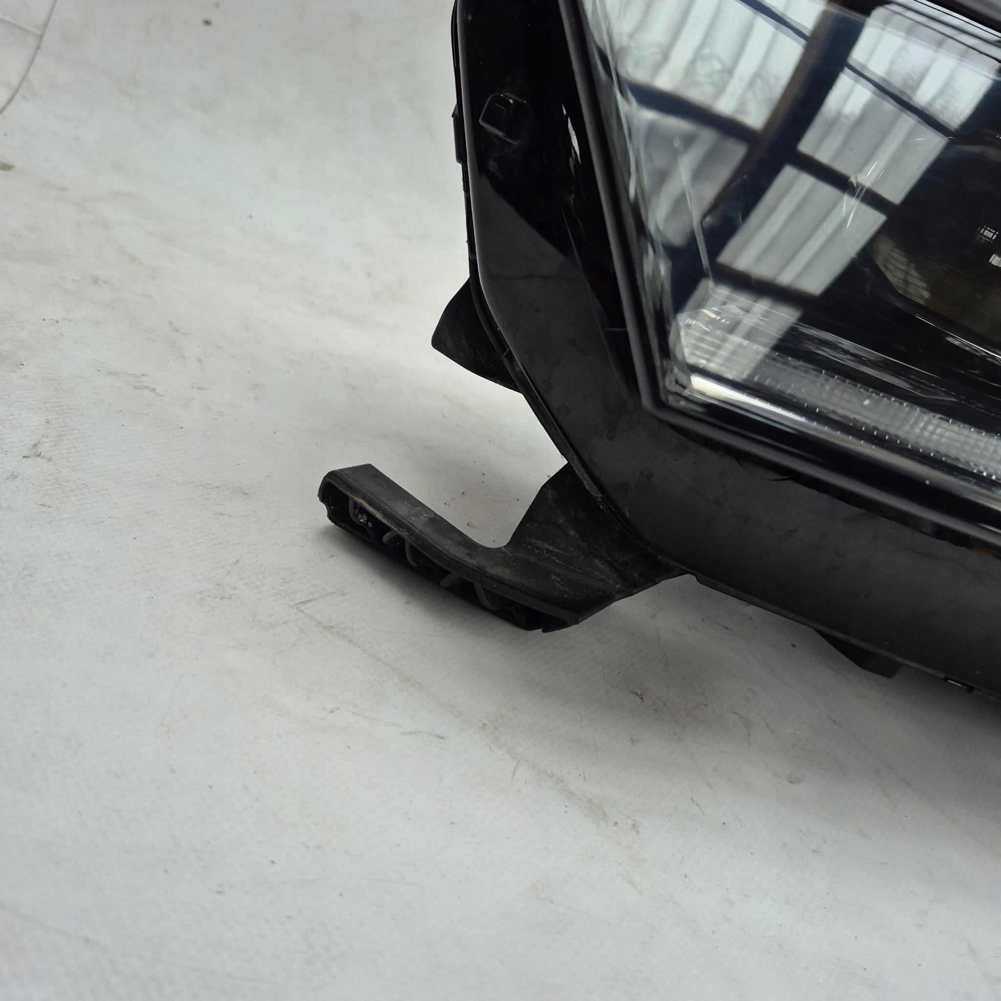 SKODA OCTAVIA IV 4 5E4 20- FULL LED light left front front 5E4941015B