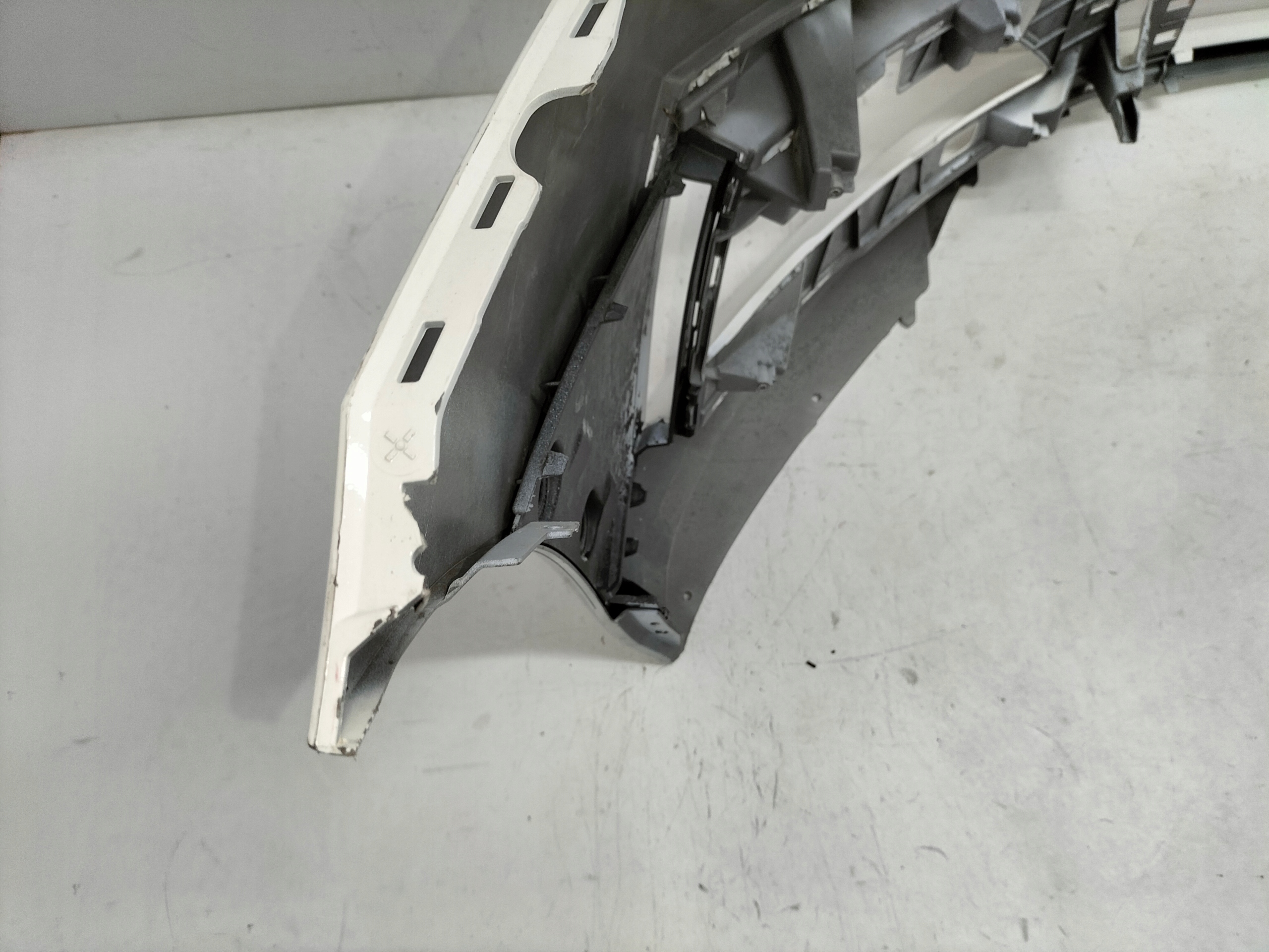 Frontstoßstange vorne SKODA OCTAVIA 4 IV 19
