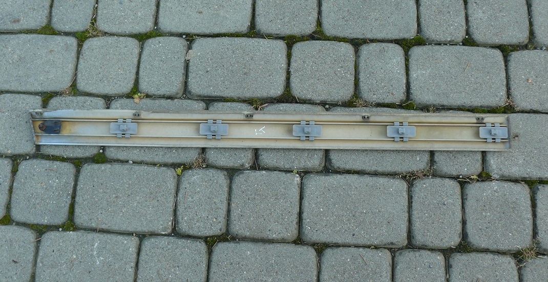 moulding central door left rear part AUDI A8 D2 94-01 LY7M 4D0853961