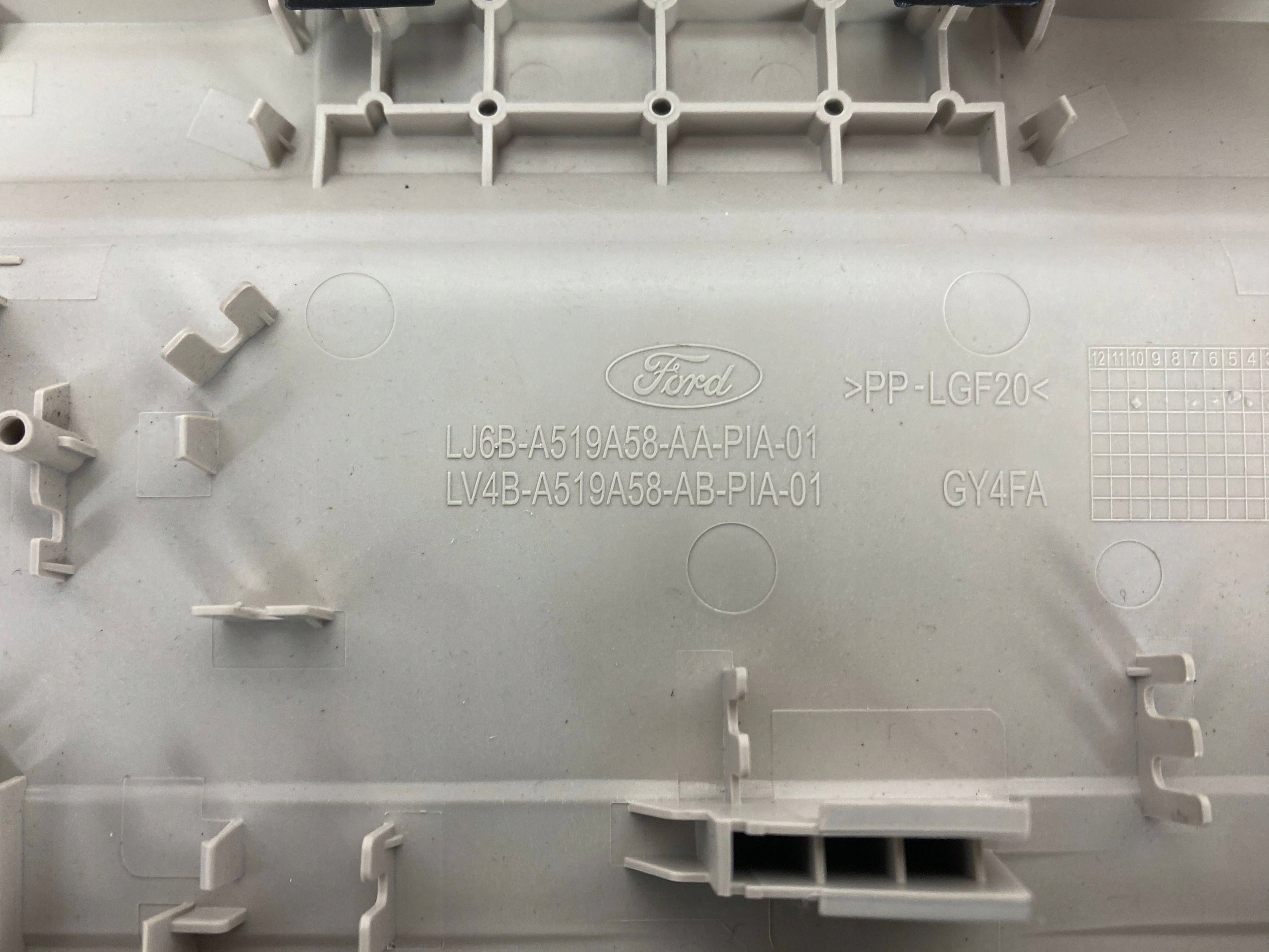 FANALE CIELO INTERNO Ford Escape IV Kuga MK3 2020+