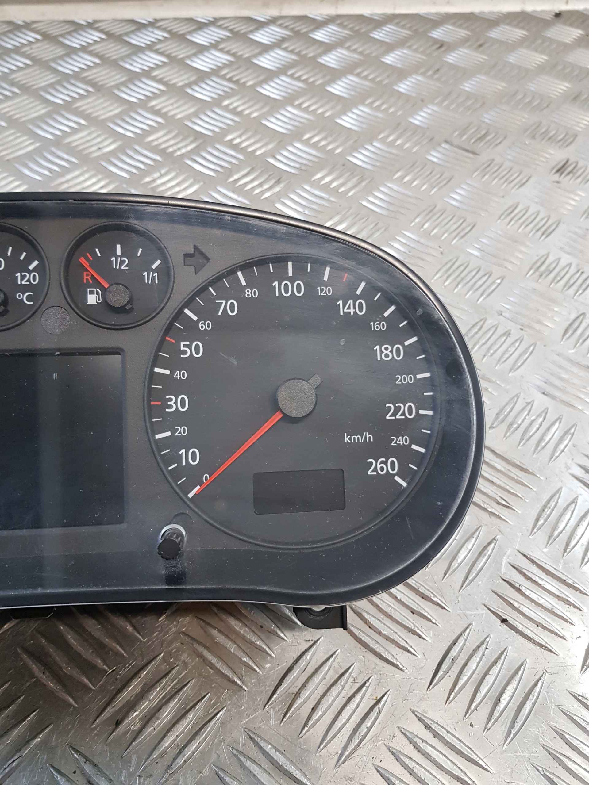dials dials 8L0919880DX AUDI A3 8L 1.8B 97R- EUROPA