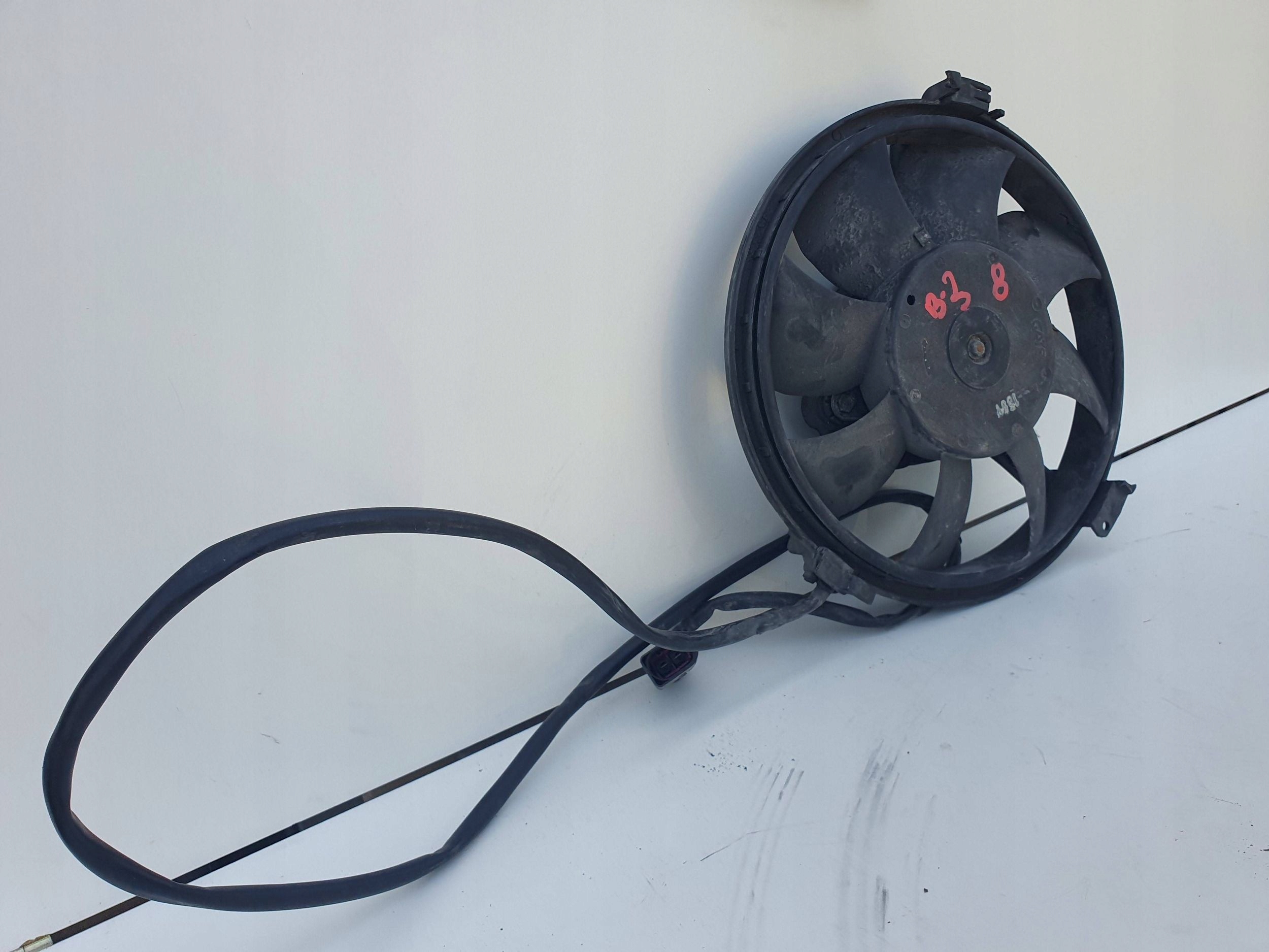 Volkswagen PASSAT B5 ventilátor chladiče 8D0959455R