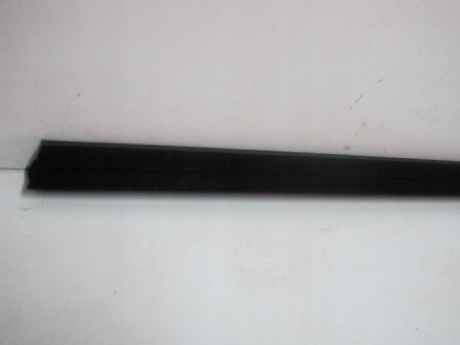 moulding dust FORD RANGER 20r EB3B-26201A37-AB