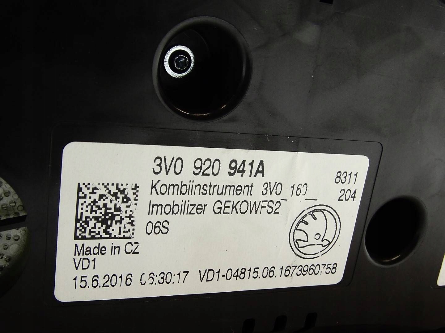 dials dials PREDKOSCIOMIERZ SKODA SUPERB III 2.0 TDI 3V0920941A