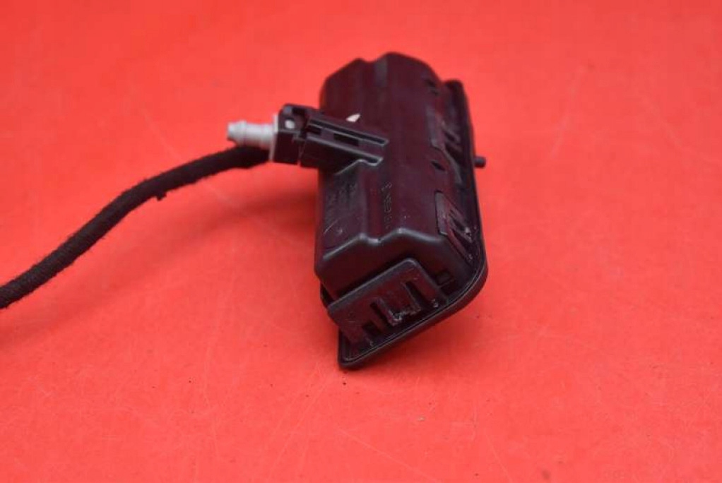 handle button bonnet rear part KAMERA 658827566 SKODA KAMIQ 19