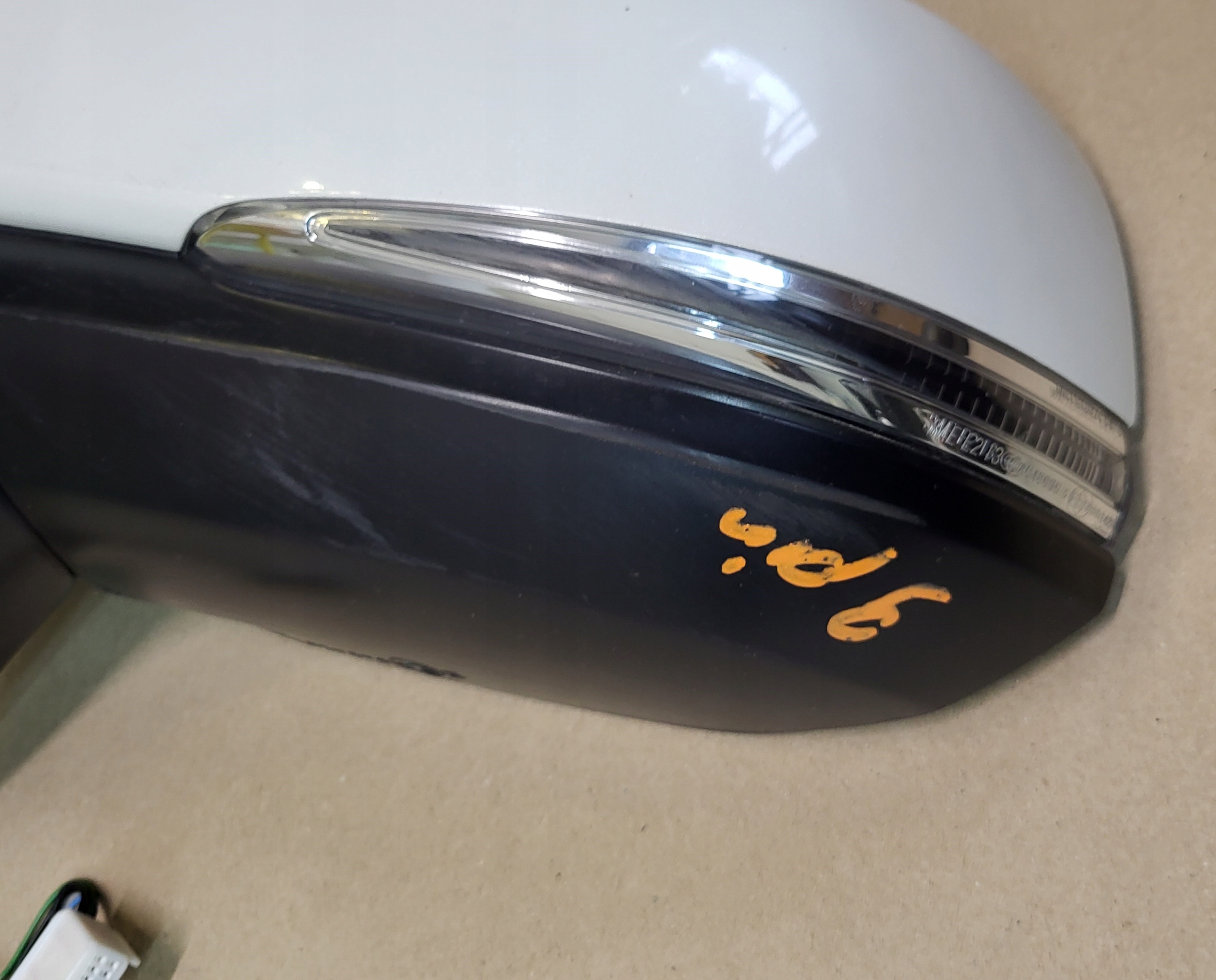 mirror complete exterior 9 PIN left BIALA PERLA TOYOTA RAV4 V OE