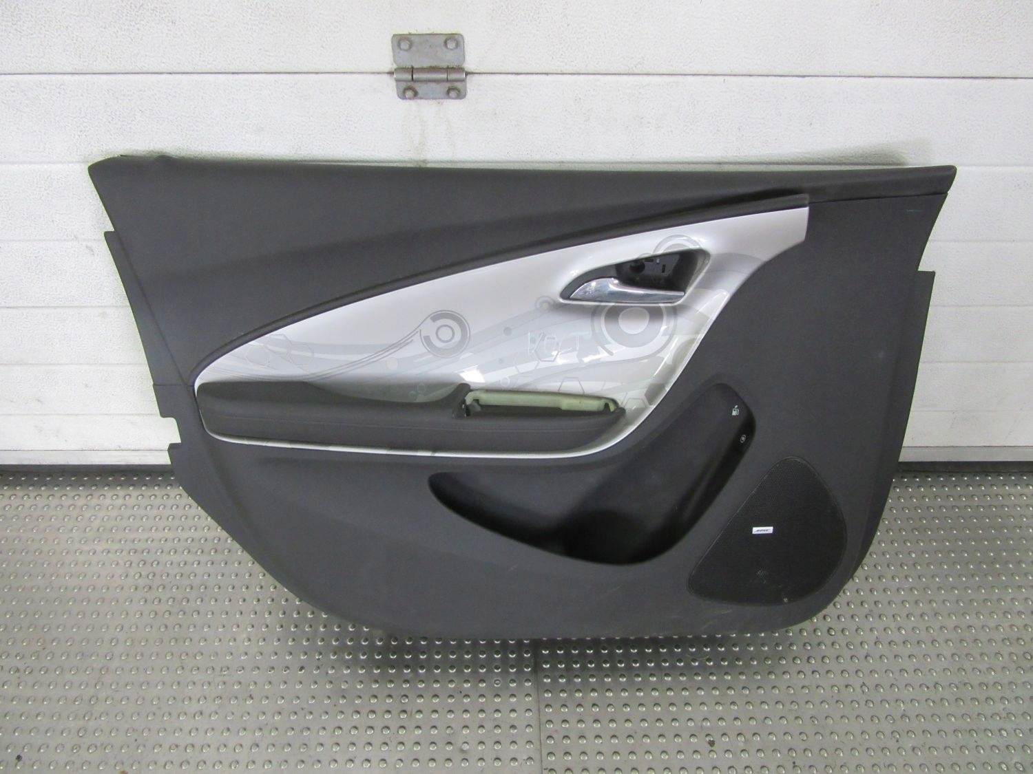 Chevrolet VOLT opel AMPERA 10-13 дверные карты зад перед