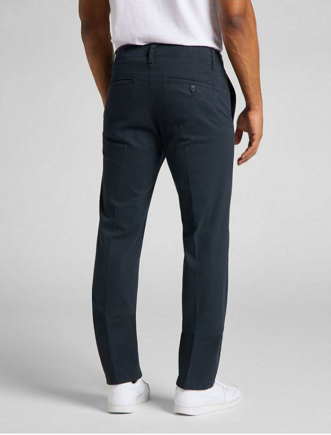 Męskie spodnie zwężane Lee Slim Chino XC Navy L71YPA09 32/32