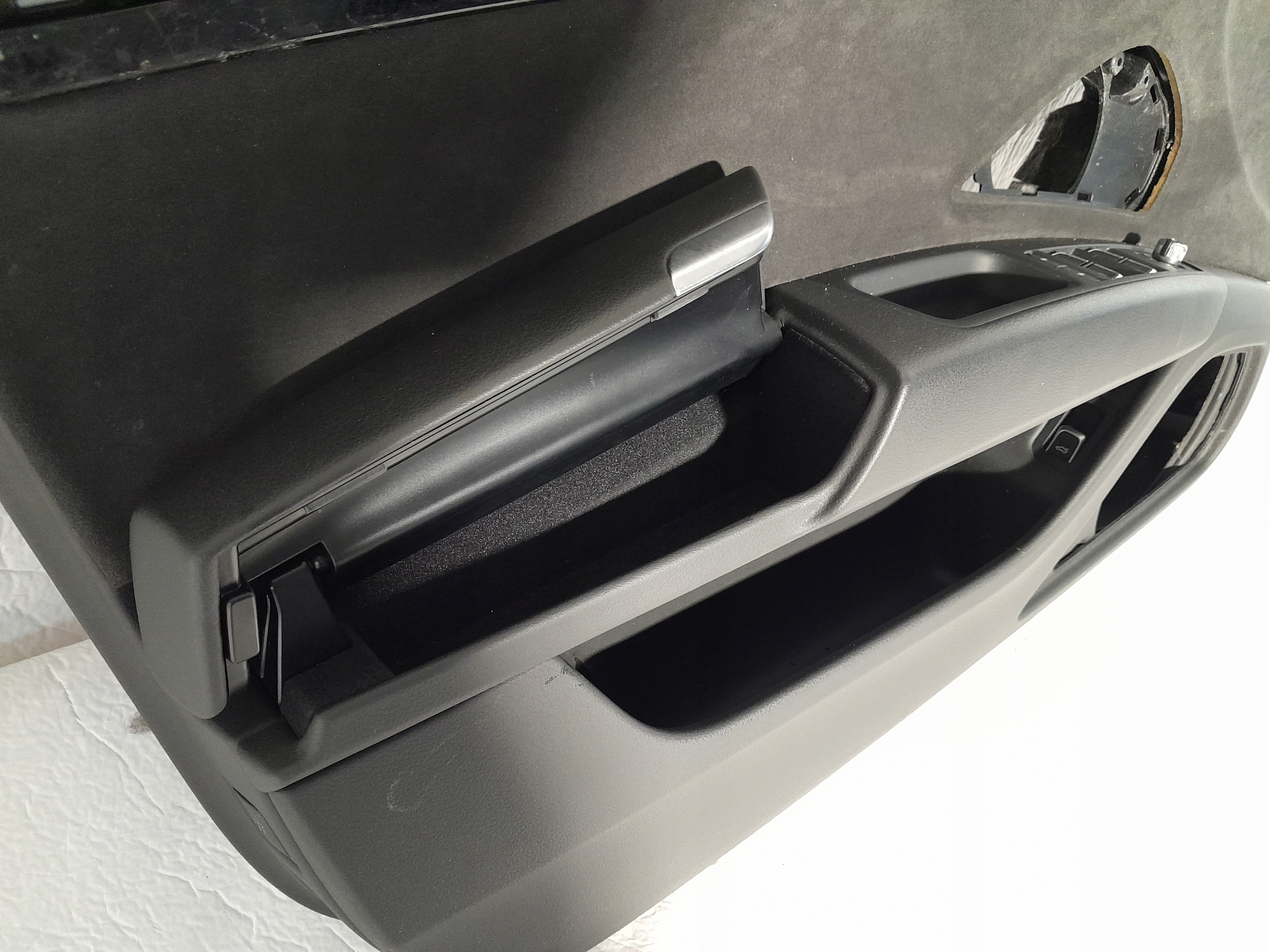 AUDI A8 D4 4H0 side door left front KIEROWCA complete