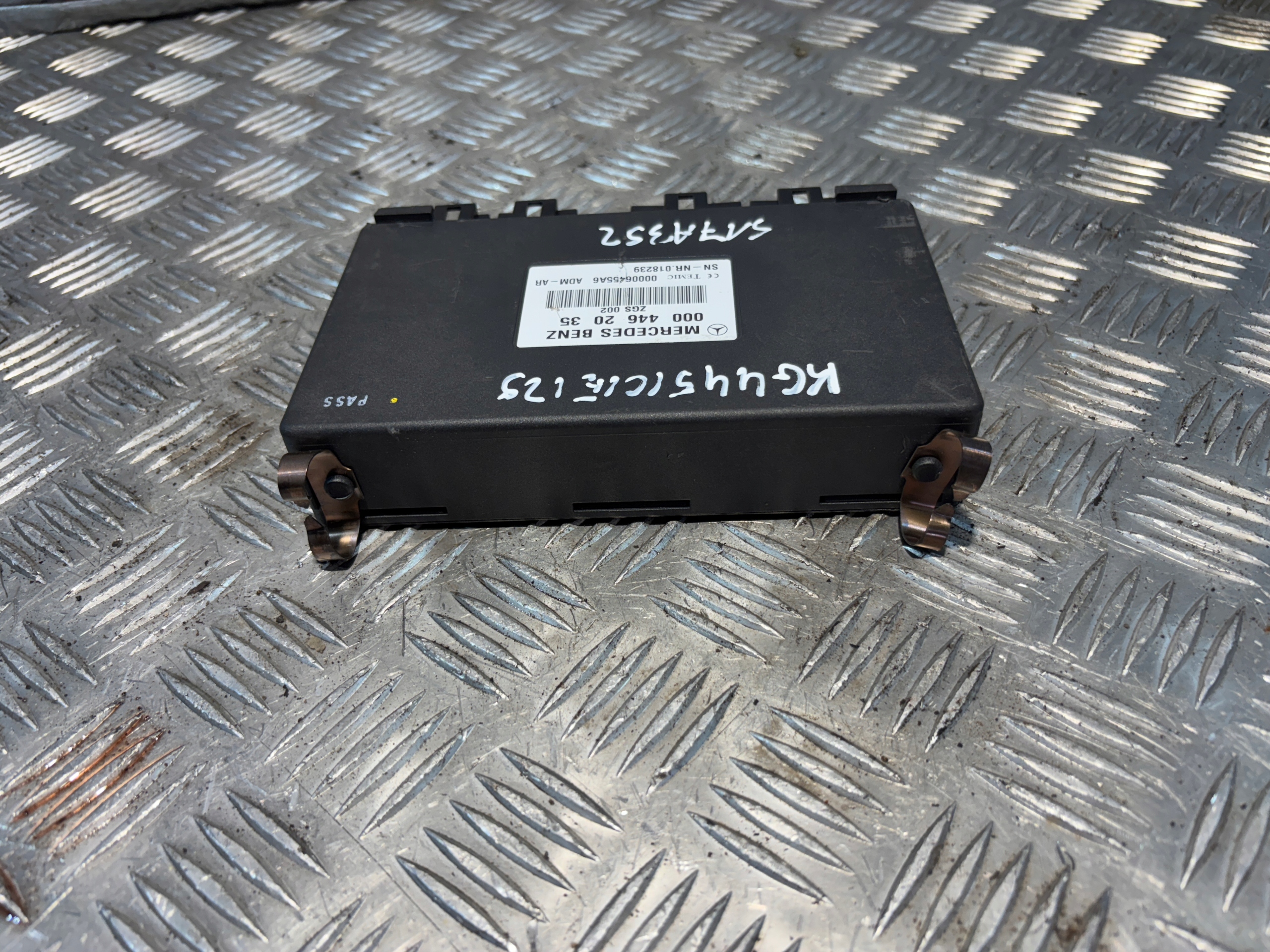 control unit Mercedes 0004462035 ZGS