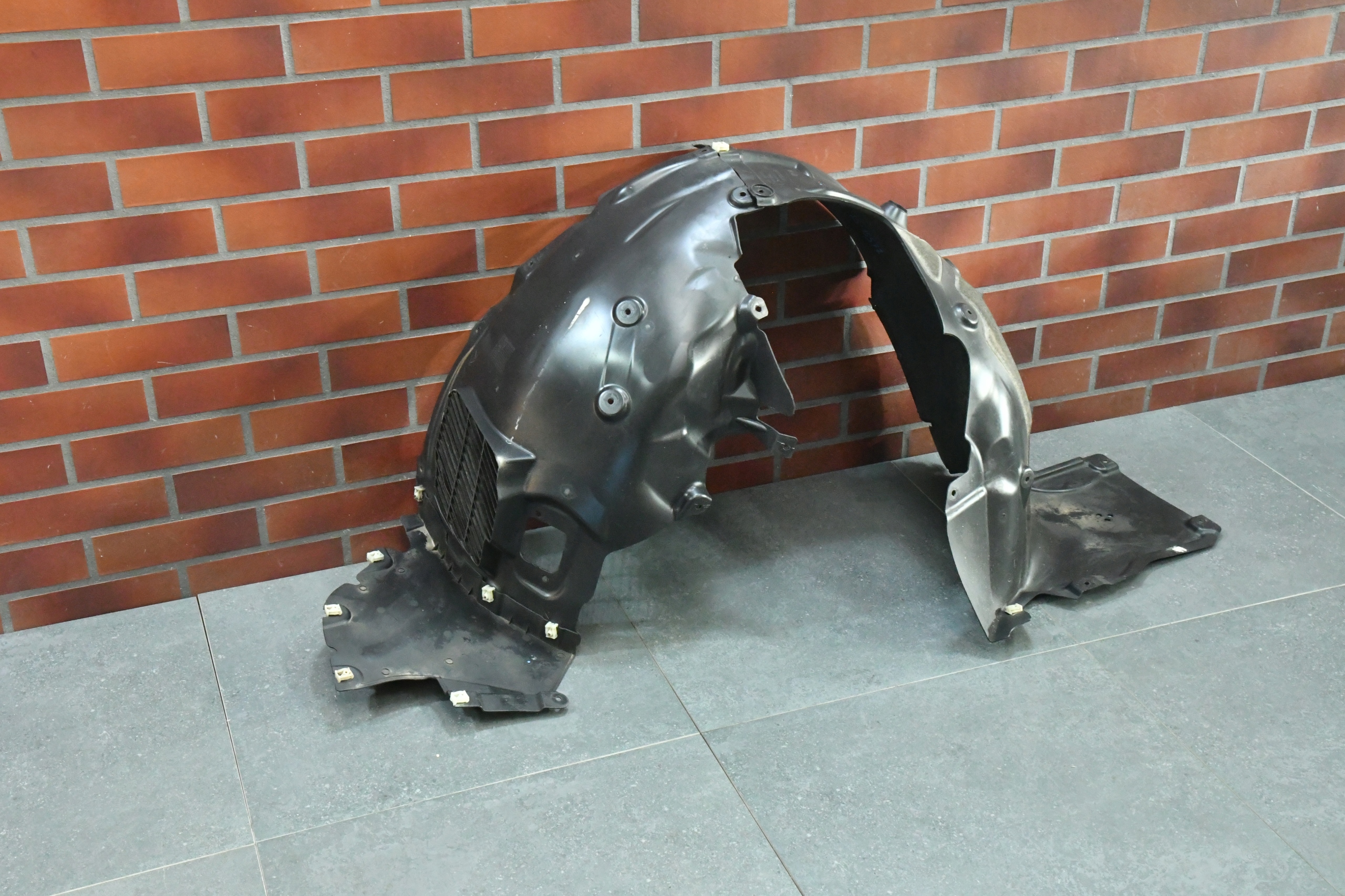 mudguard right front front cover BMW 2 G42 m-packet 29791km