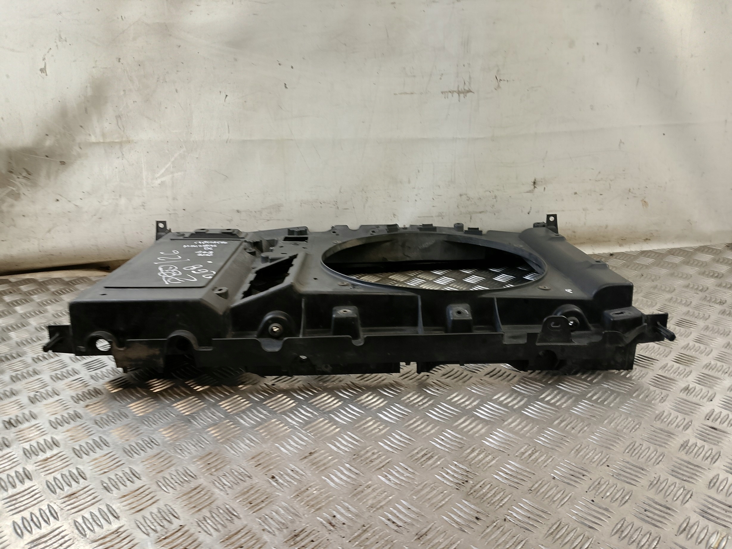 support panel for radiators pillar CITROEN C4 and PICASSO 1.6 B 9658574780