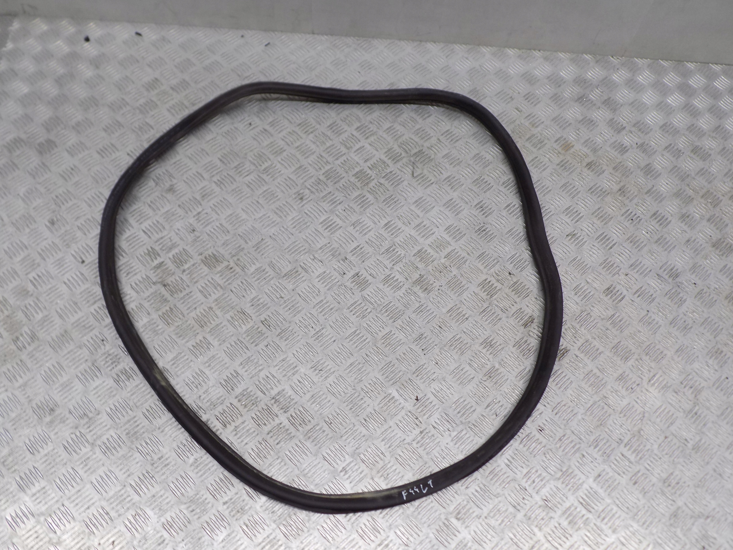 BMW F44 Dichtsatz Tür heck 7483099
