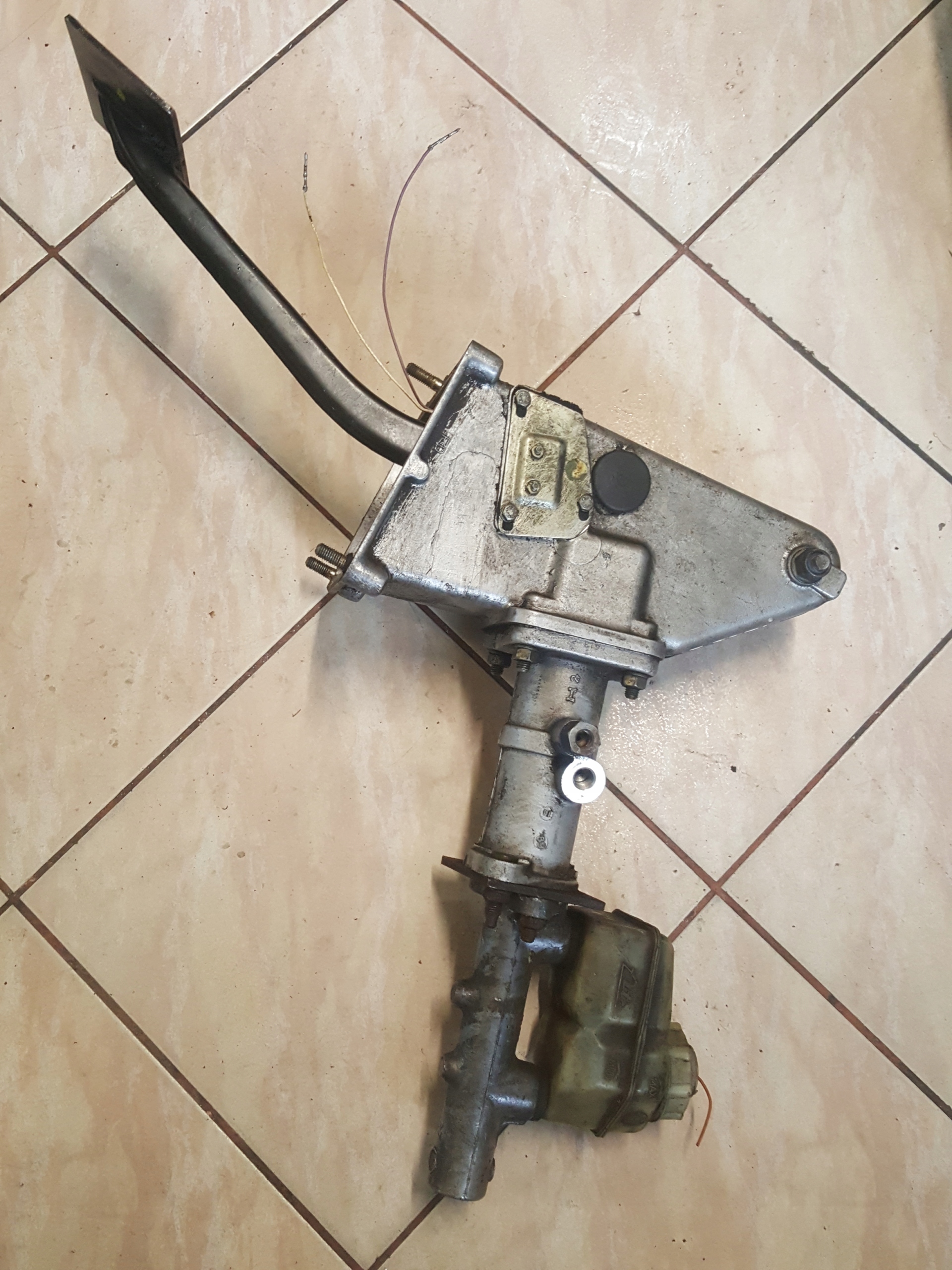 Servofreno serbatoio PEDAL JAGUAR XJ40 XJ81