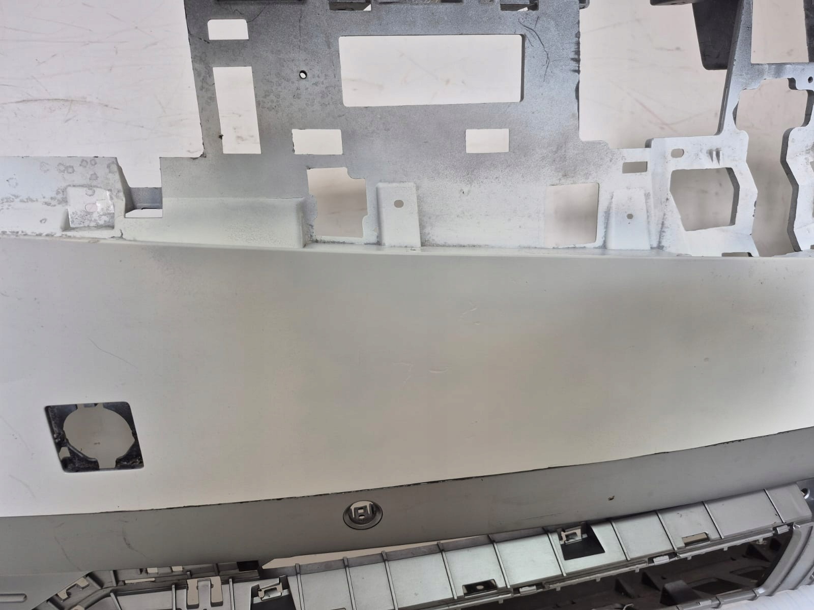 HYUNDAI IONIQ 5 21-24 bumper front front PDC