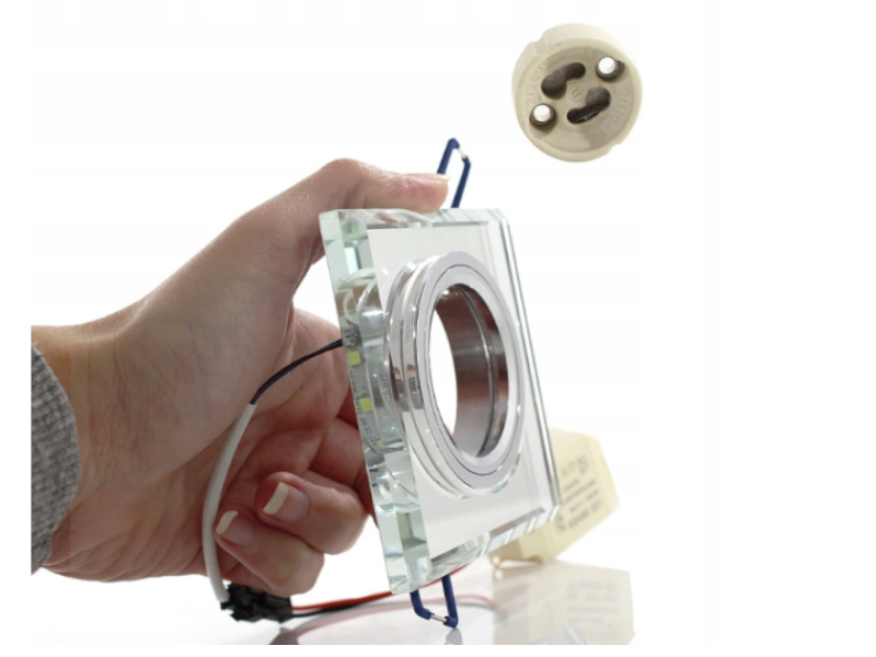 

Kryształowy Halogen z paskiem Led +gniazdo GU10
